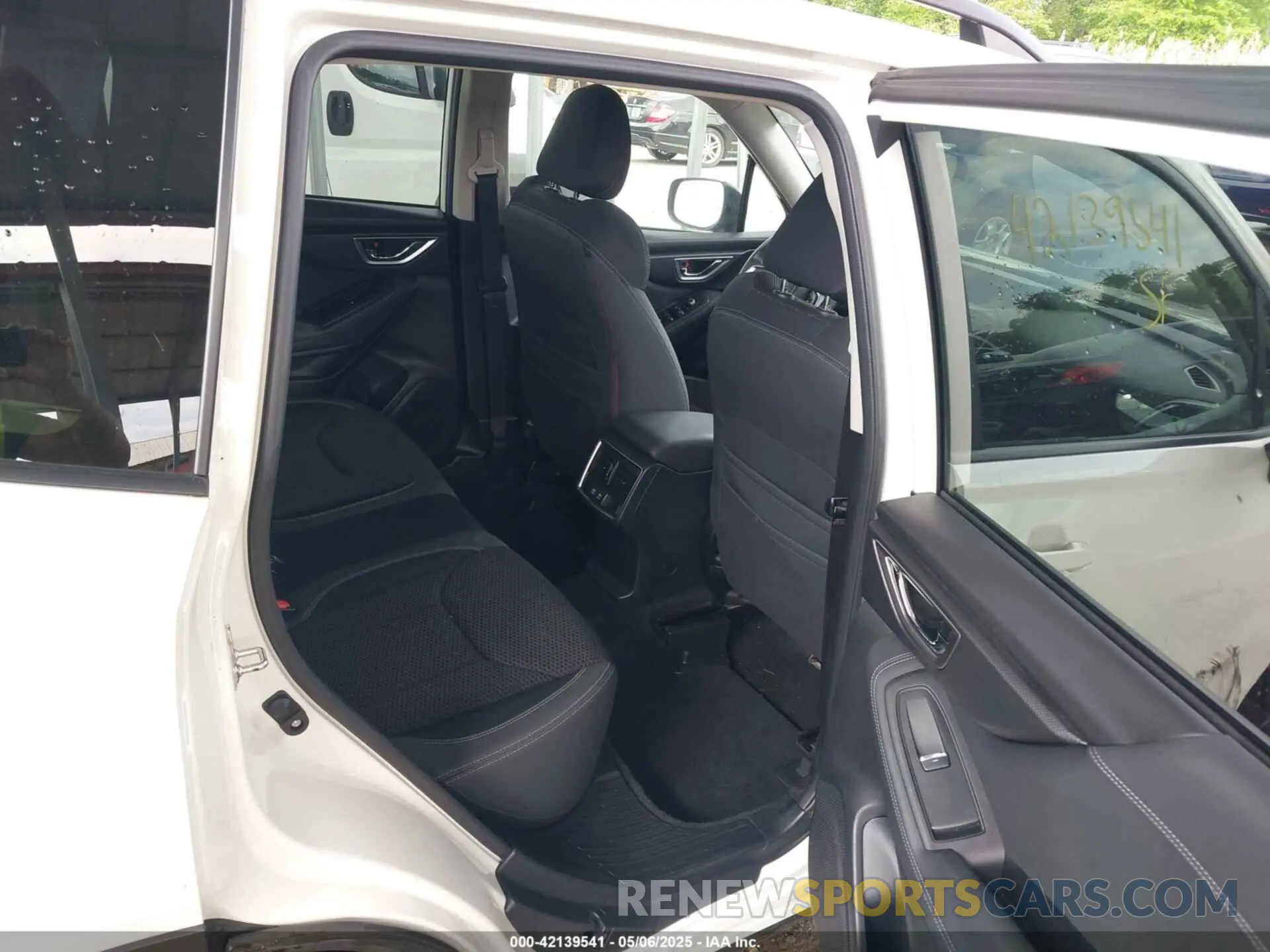 8 fotografías del automóvil dañado JF2SKAGC7KH469634 SUBARU FORESTER 2019