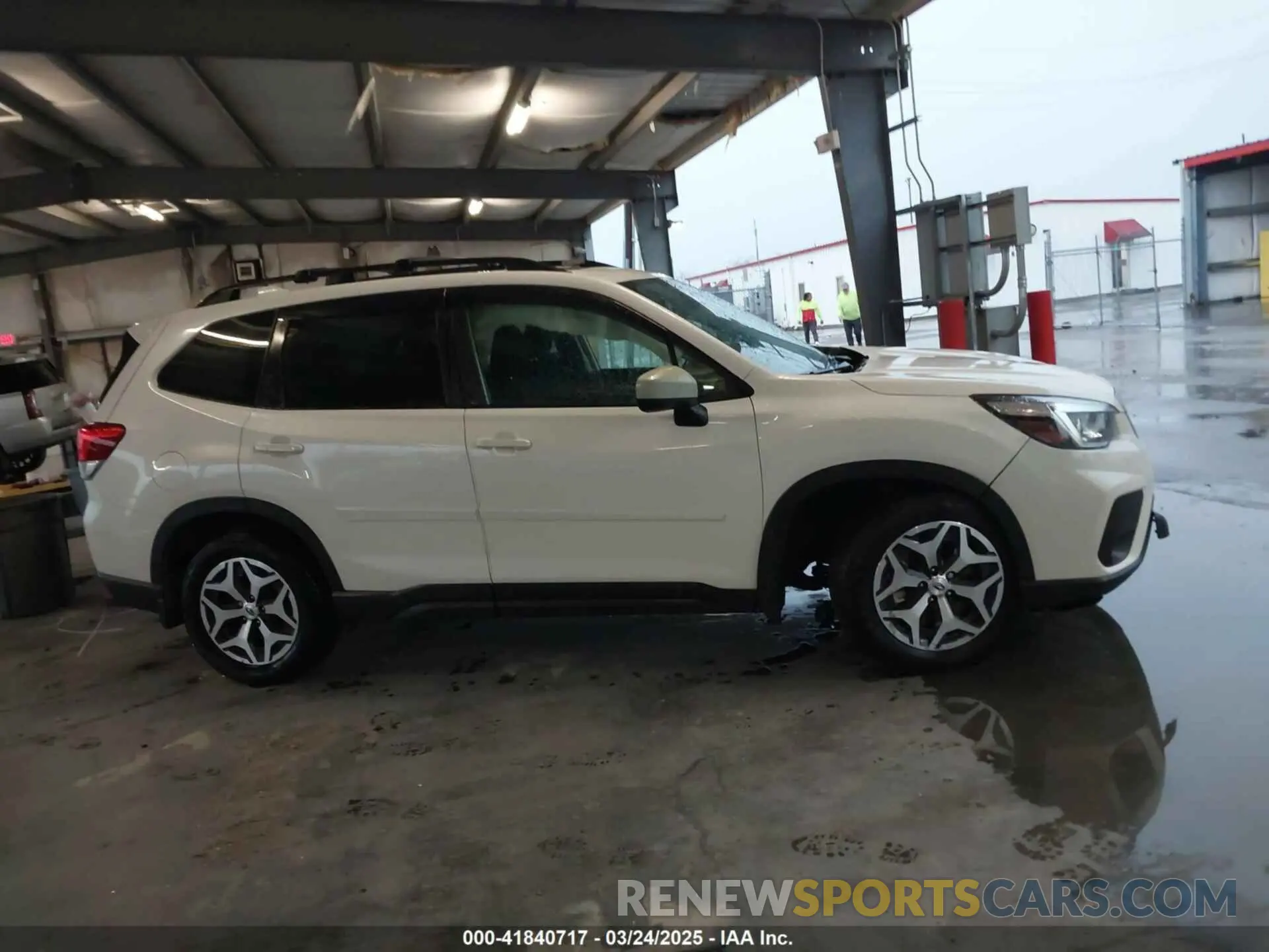 12 fotografías del automóvil dañado JF2SKAGC7KH533557 SUBARU FORESTER 2019
