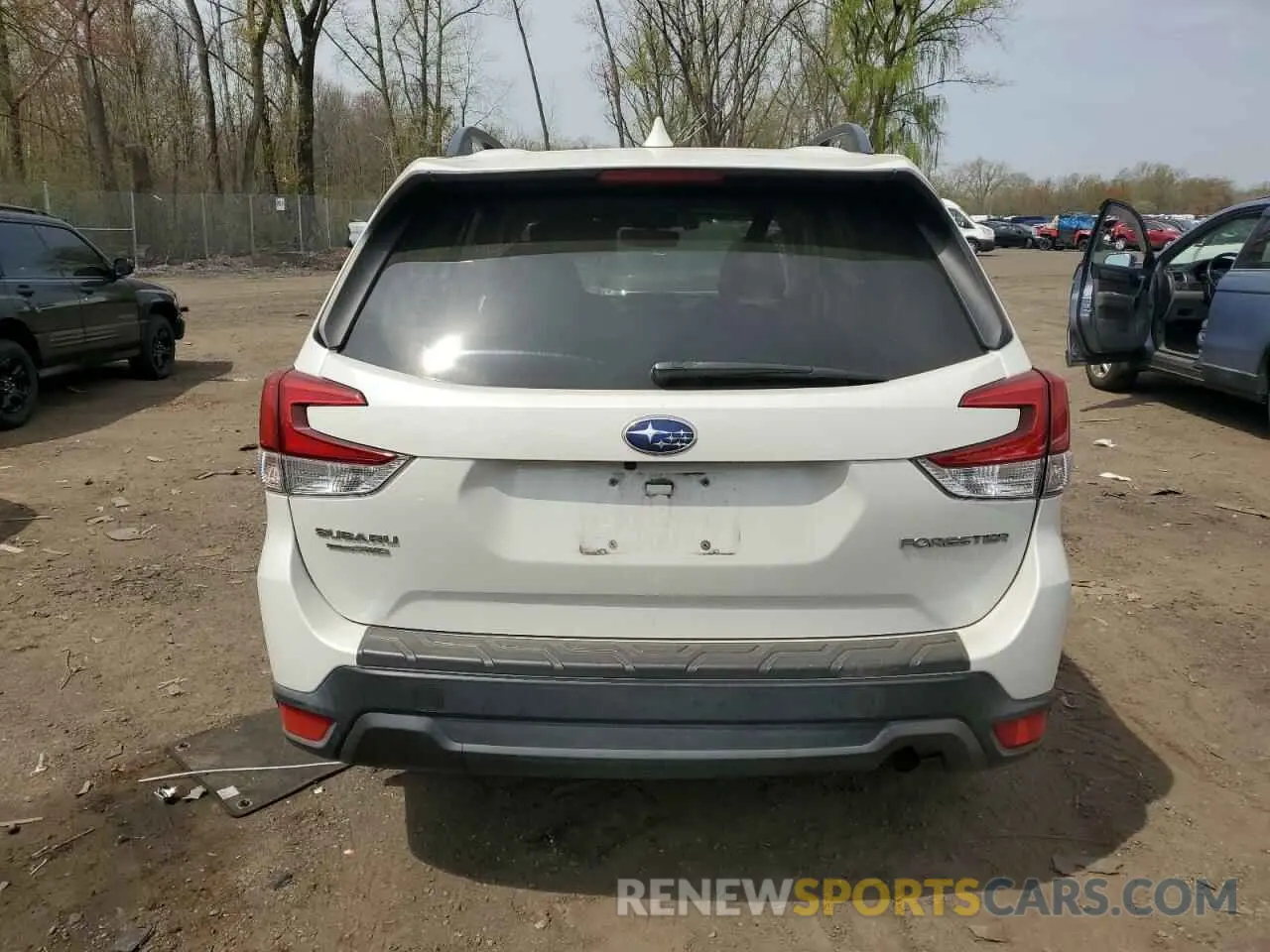 6 fotografías del automóvil dañado JF2SKAGC9KH429054 SUBARU FORESTER 2019
