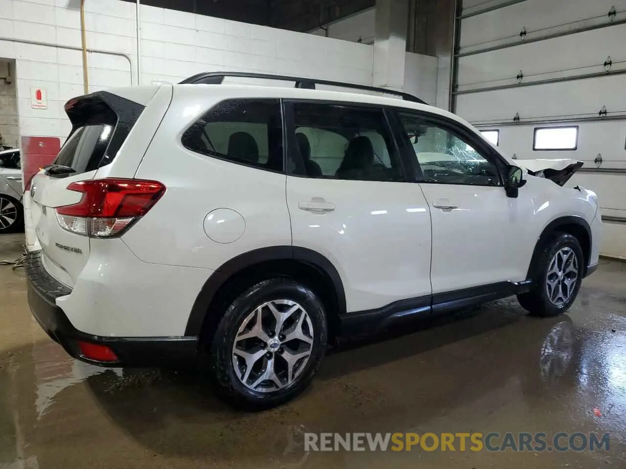 3 fotografías del automóvil dañado JF2SKAGC9KH441348 SUBARU FORESTER 2019
