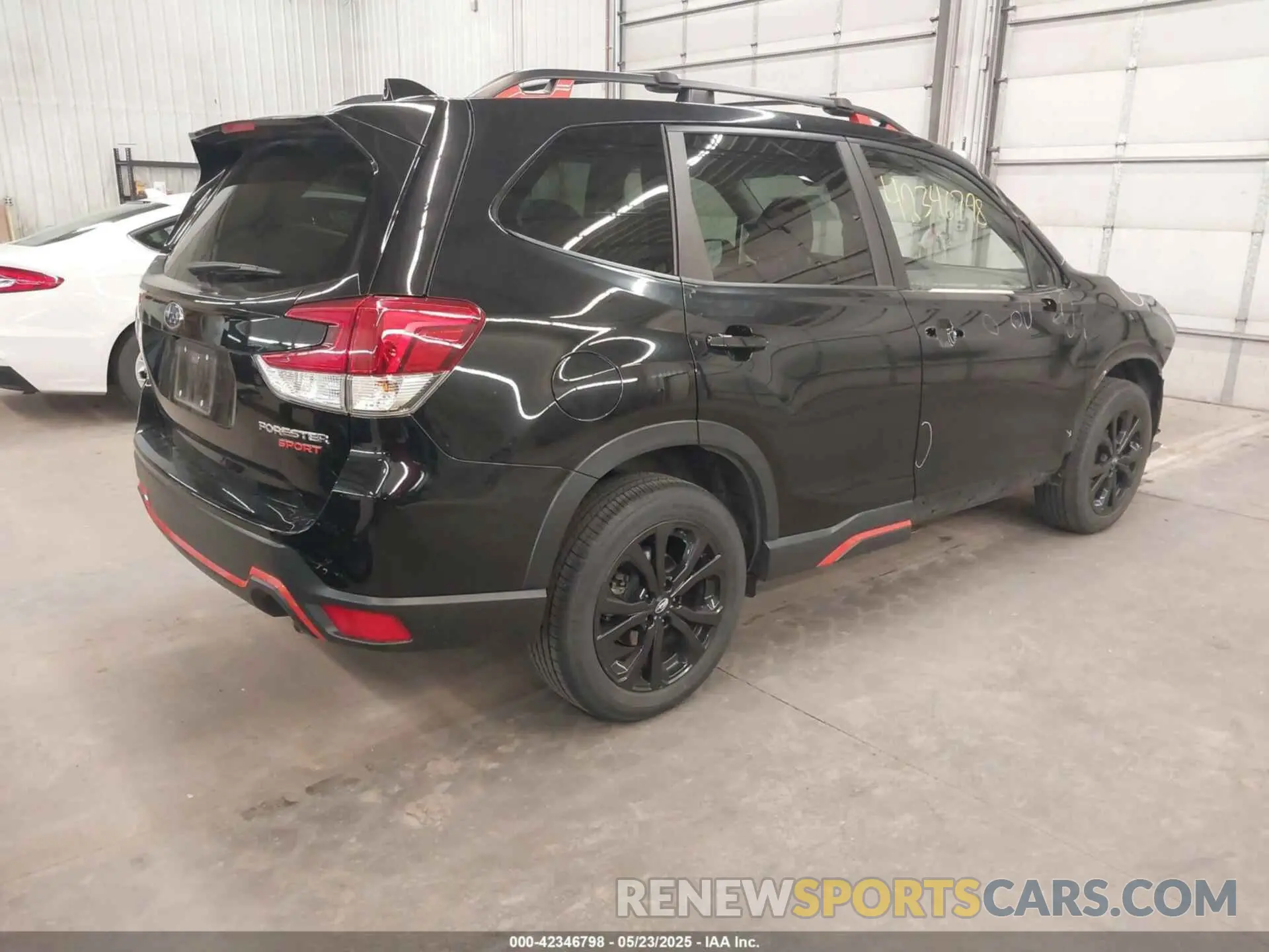 4 fotografías del automóvil dañado JF2SKAJC5KH486201 SUBARU FORESTER 2019