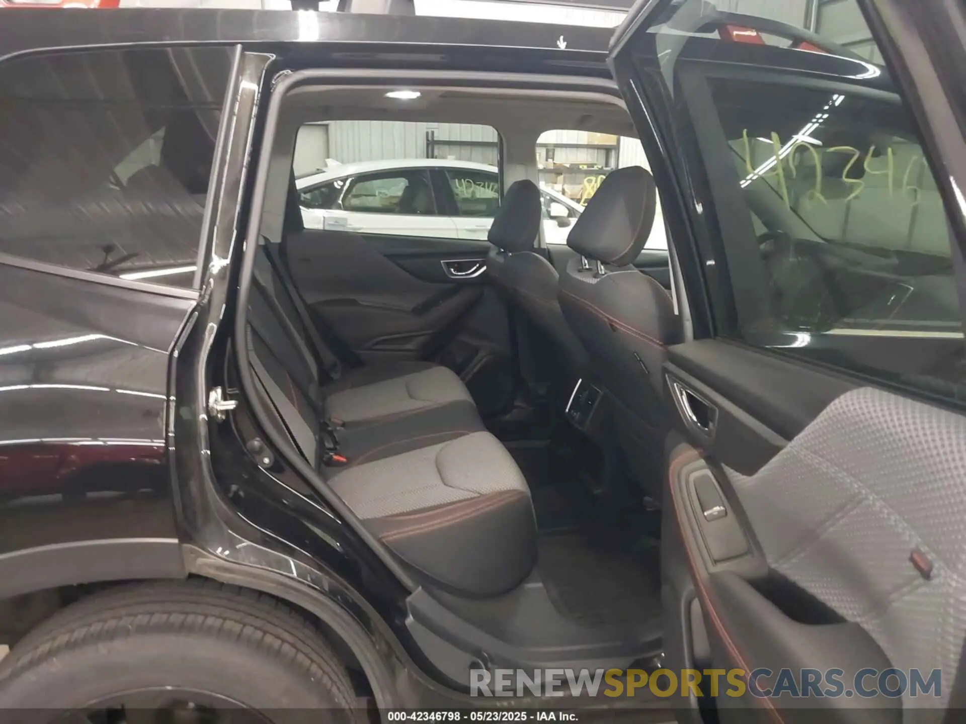 8 fotografías del automóvil dañado JF2SKAJC5KH486201 SUBARU FORESTER 2019