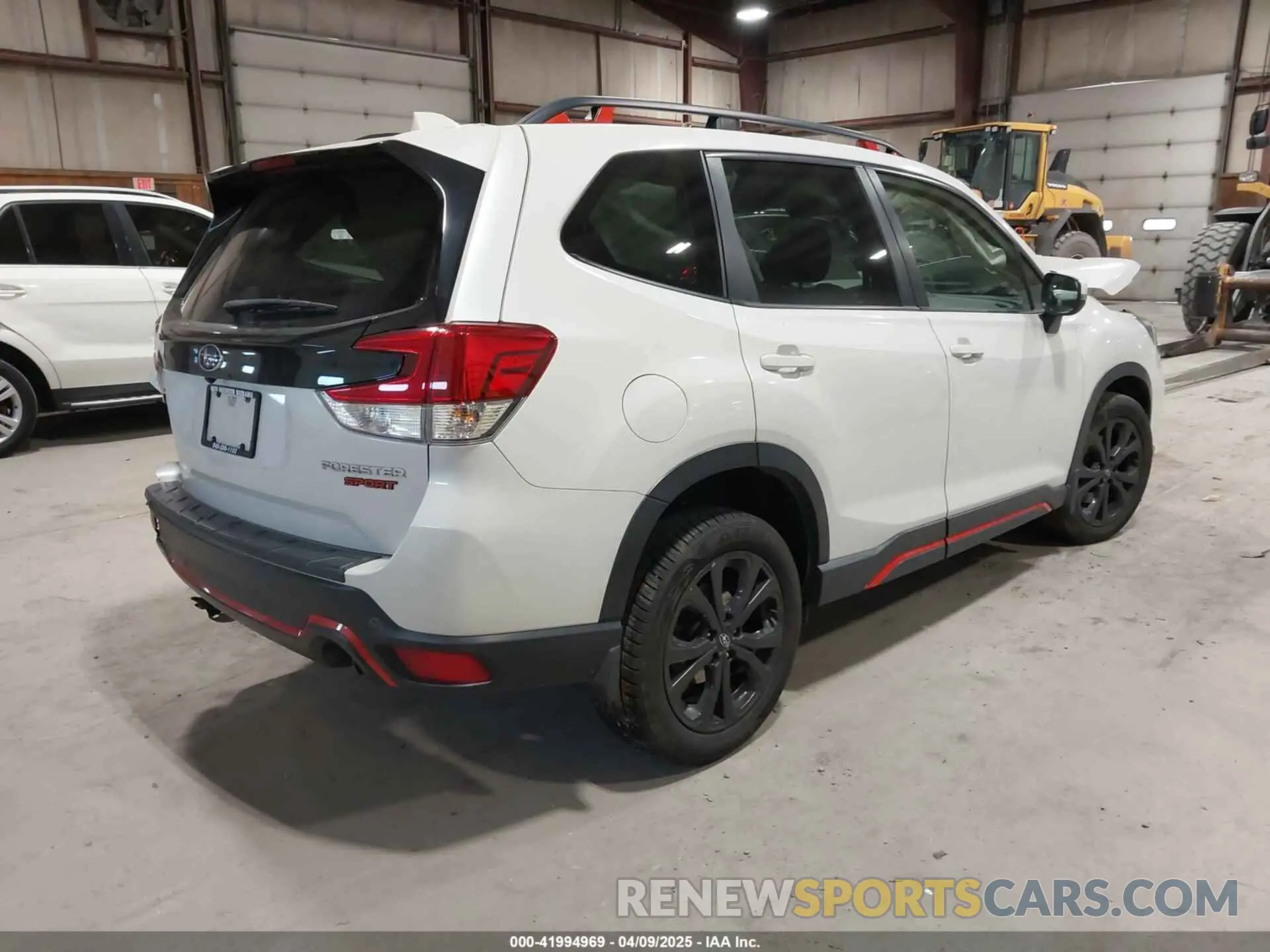 4 fotografías del automóvil dañado JF2SKAKC2KH568014 SUBARU FORESTER 2019