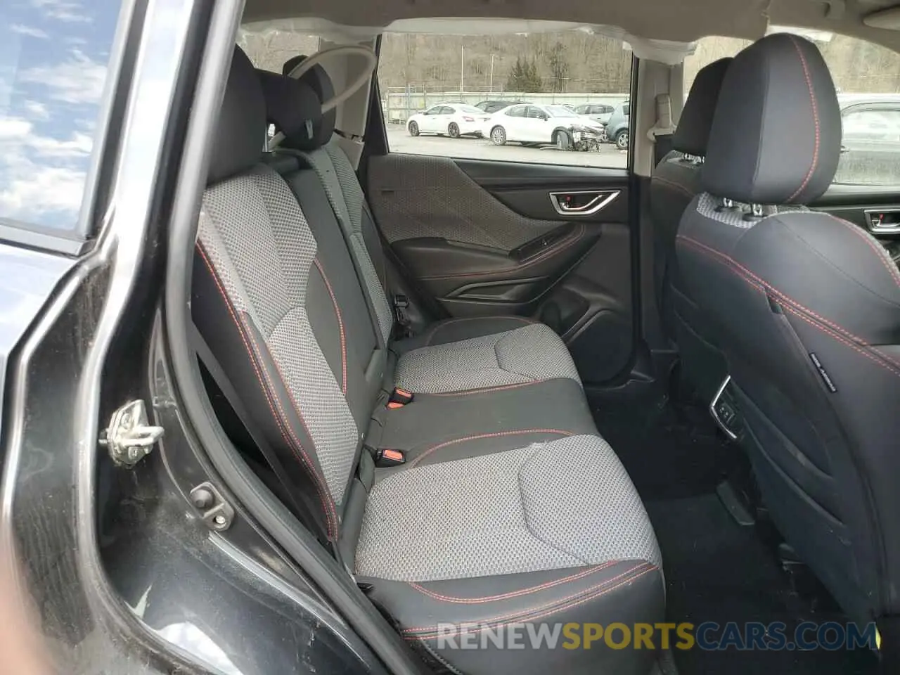 11 fotografías del automóvil dañado JF2SKAKC5KH506042 SUBARU FORESTER 2019