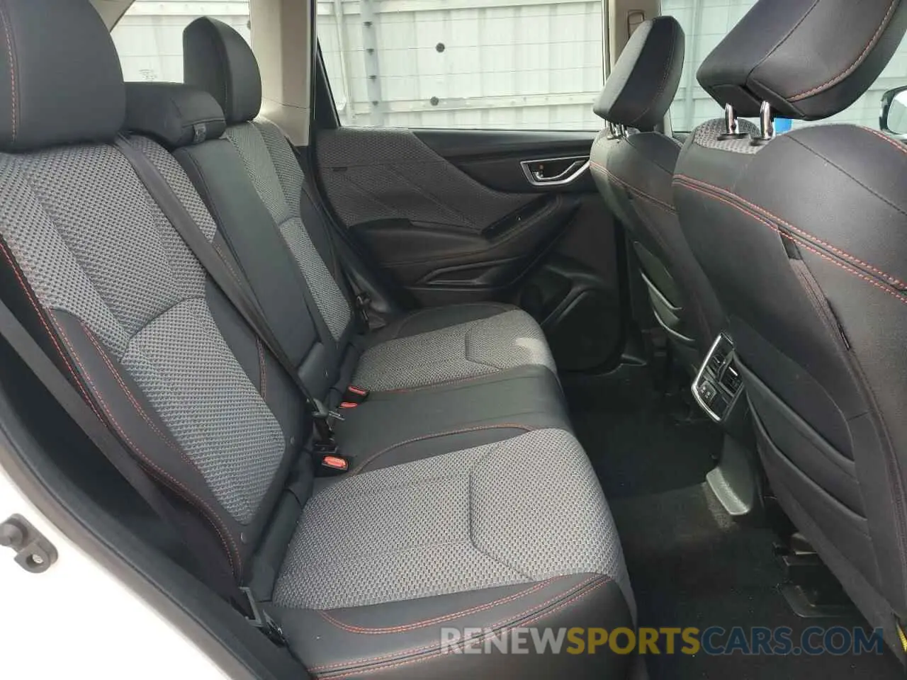 11 fotografías del automóvil dañado JF2SKAPC4KH534617 SUBARU FORESTER 2019