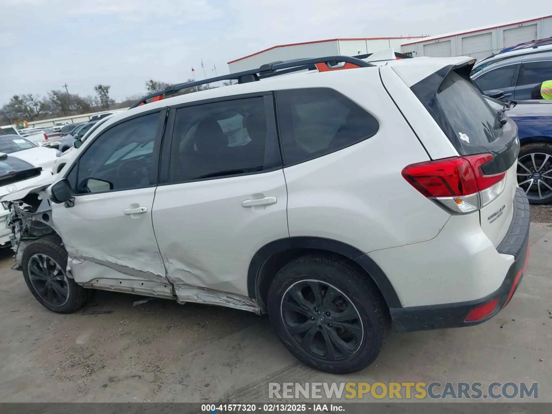 15 fotografías del automóvil dañado JF2SKAPC5KH488263 SUBARU FORESTER 2019