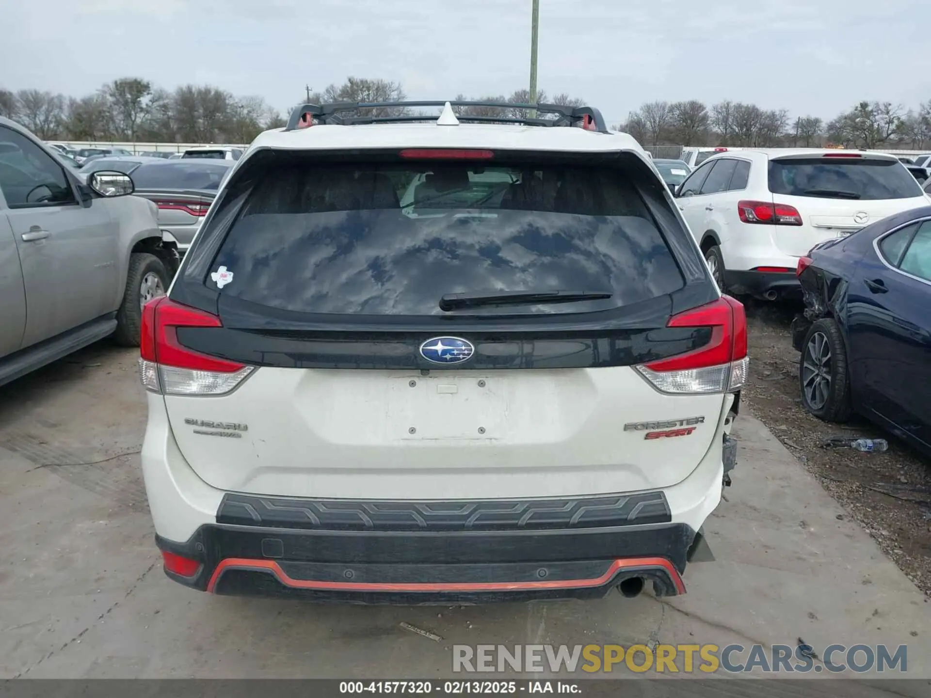 17 fotografías del automóvil dañado JF2SKAPC5KH488263 SUBARU FORESTER 2019