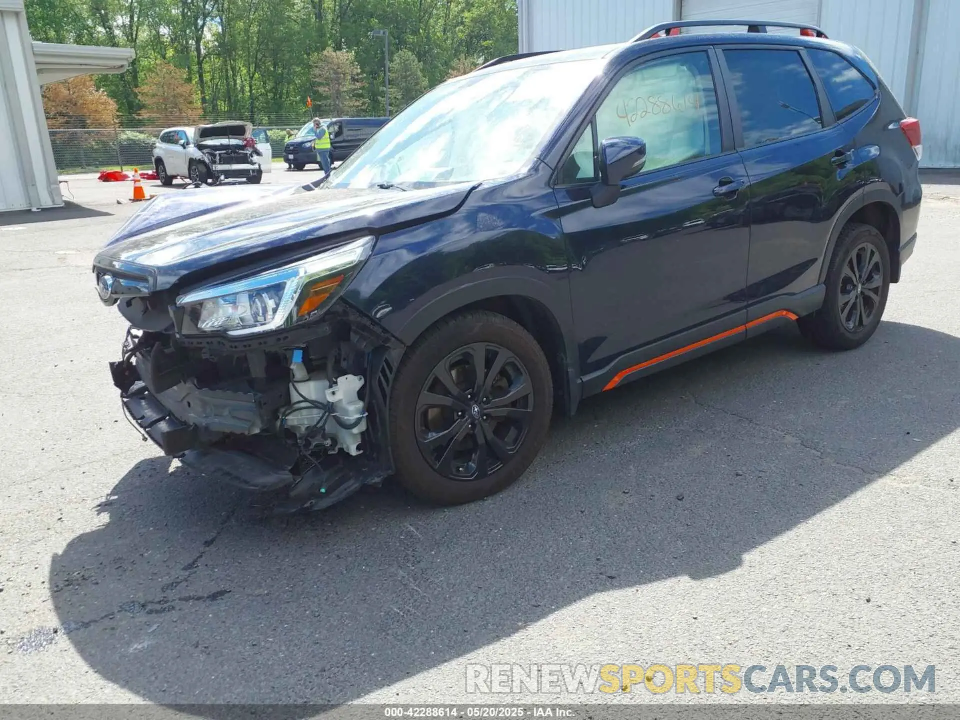 2 fotografías del automóvil dañado JF2SKAPC9KH441429 SUBARU FORESTER 2019
