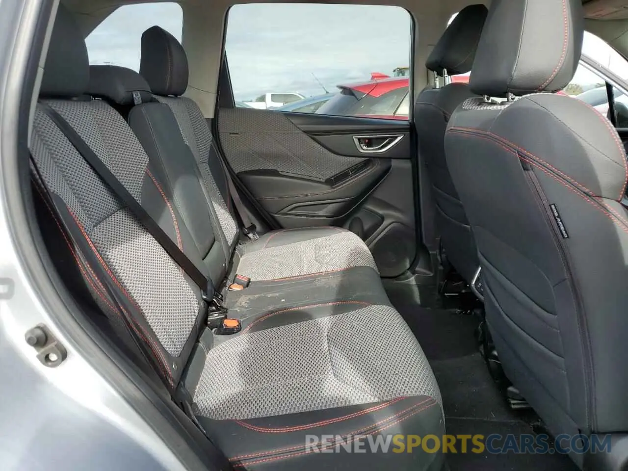 11 fotografías del automóvil dañado JF2SKAPC9KH521555 SUBARU FORESTER 2019