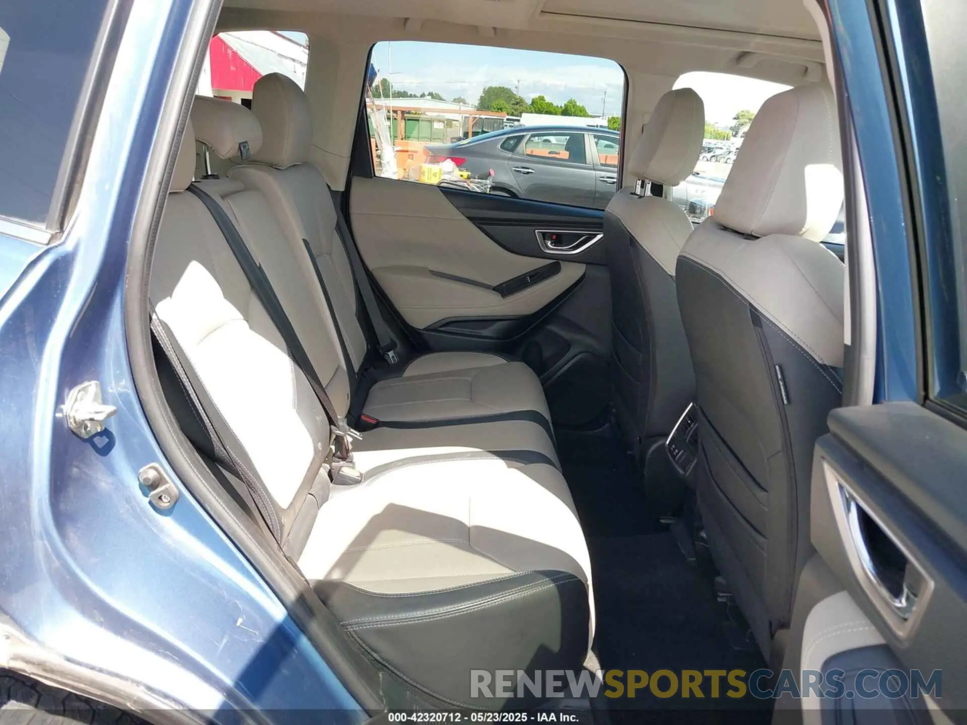8 fotografías del automóvil dañado JF2SKASC5KH560361 SUBARU FORESTER 2019