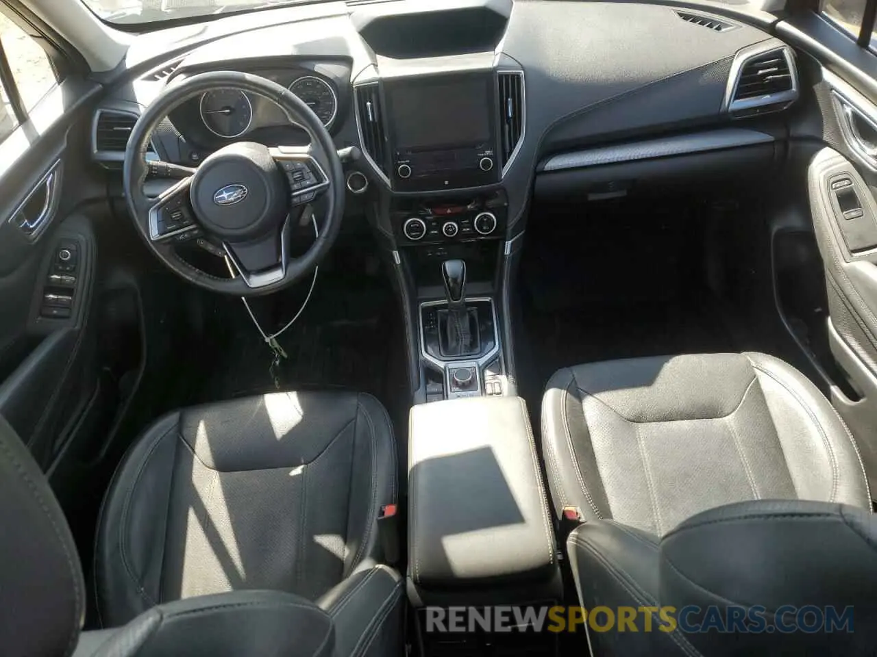 8 fotografías del automóvil dañado JF2SKAUC2KH544681 SUBARU FORESTER 2019