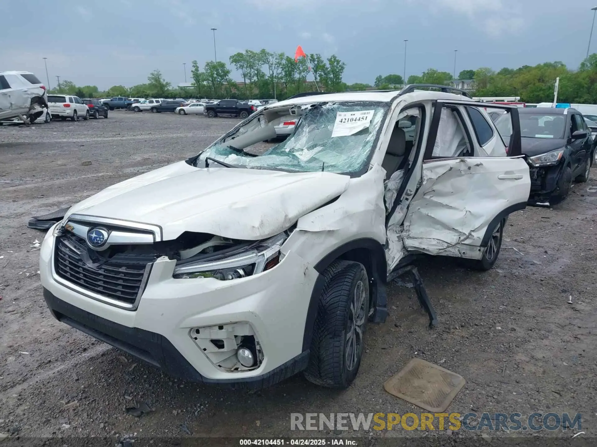 2 fotografías del automóvil dañado JF2SKAUC3KH495667 SUBARU FORESTER 2019