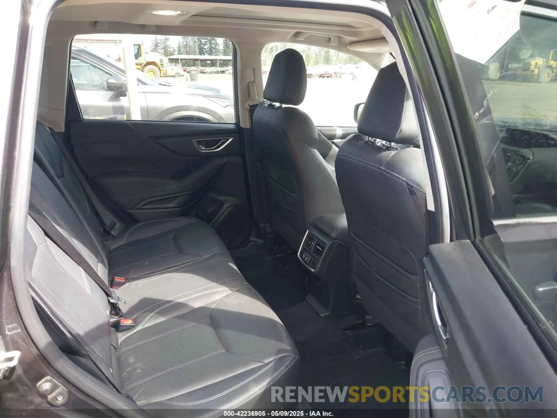 8 fotografías del automóvil dañado JF2SKAUC3KH526058 SUBARU FORESTER 2019