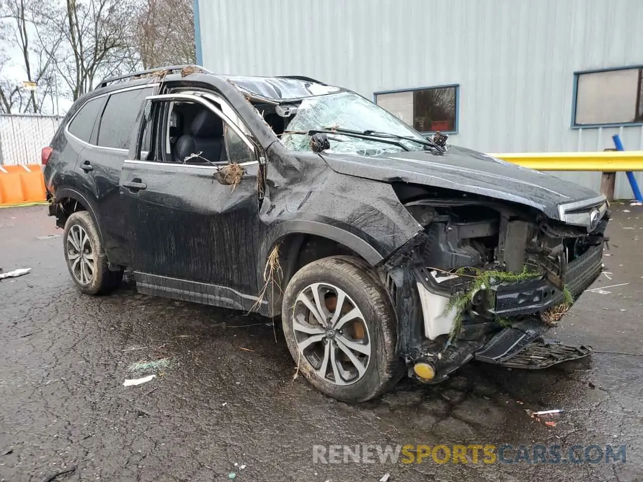 4 fotografías del automóvil dañado JF2SKAUC3KH549968 SUBARU FORESTER 2019