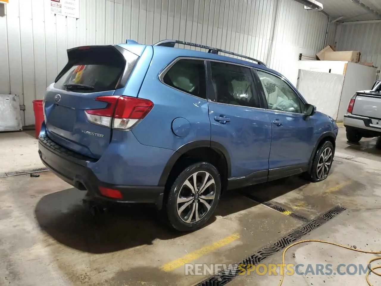 3 fotografías del automóvil dañado JF2SKAUC4KH434716 SUBARU FORESTER 2019