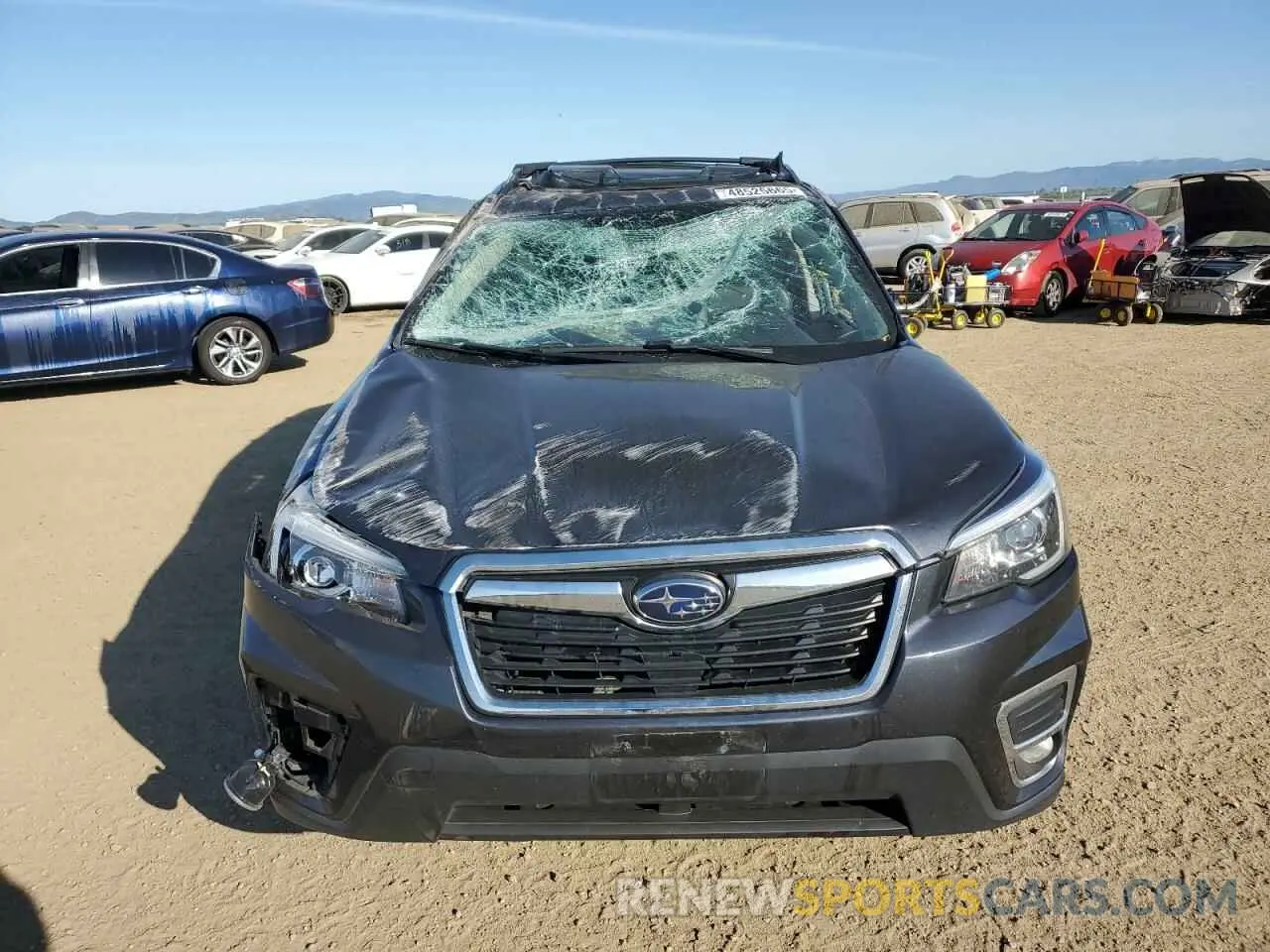 5 fotografías del automóvil dañado JF2SKAUC8KH427719 SUBARU FORESTER 2019