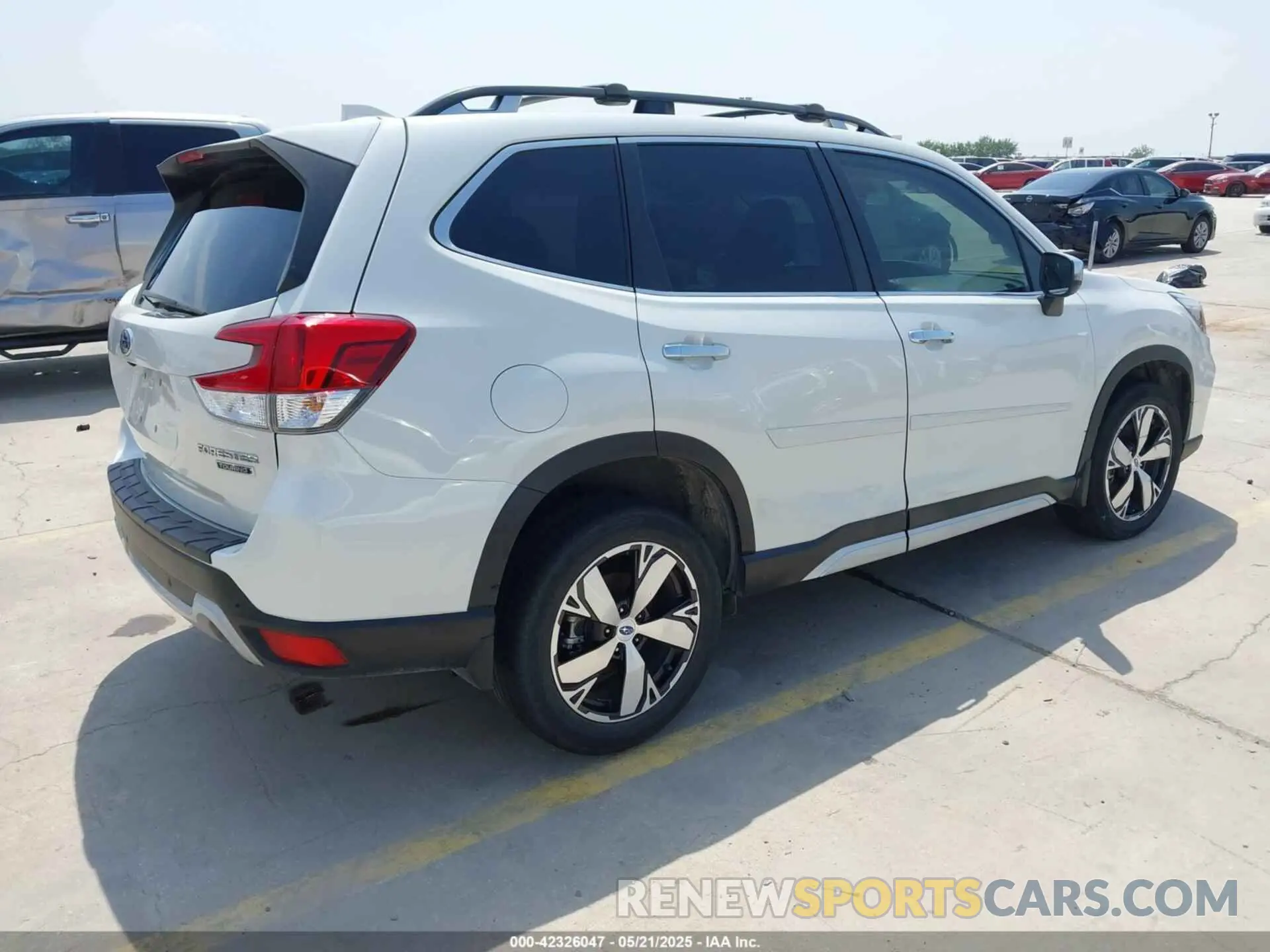 4 fotografías del automóvil dañado JF2SKAWC2KH595689 SUBARU FORESTER 2019