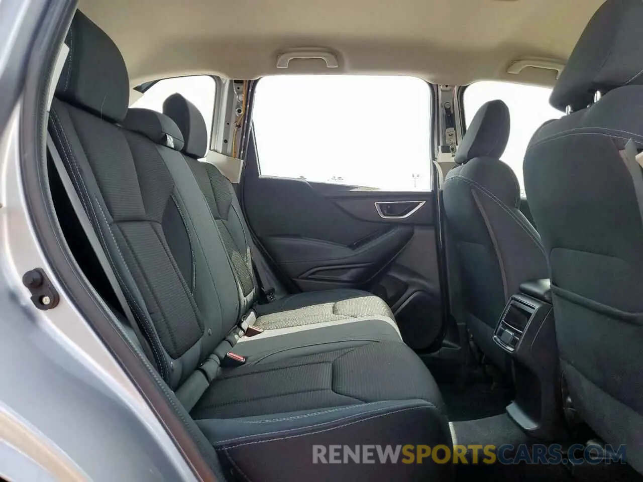 11 fotografías del automóvil dañado JF2SKADC1LH459686 SUBARU FORESTER 2020