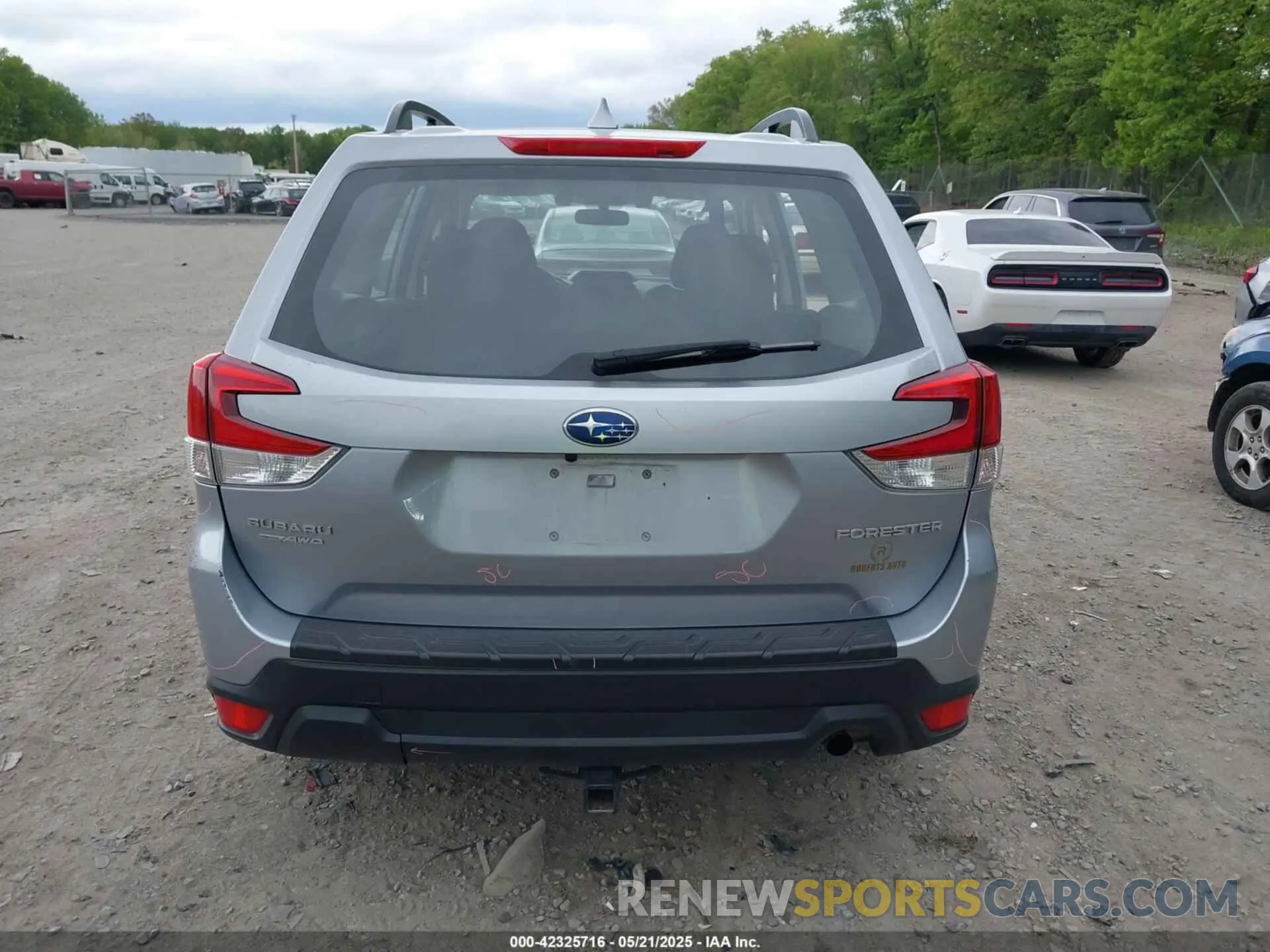 16 fotografías del automóvil dañado JF2SKADC3LH475159 SUBARU FORESTER 2020