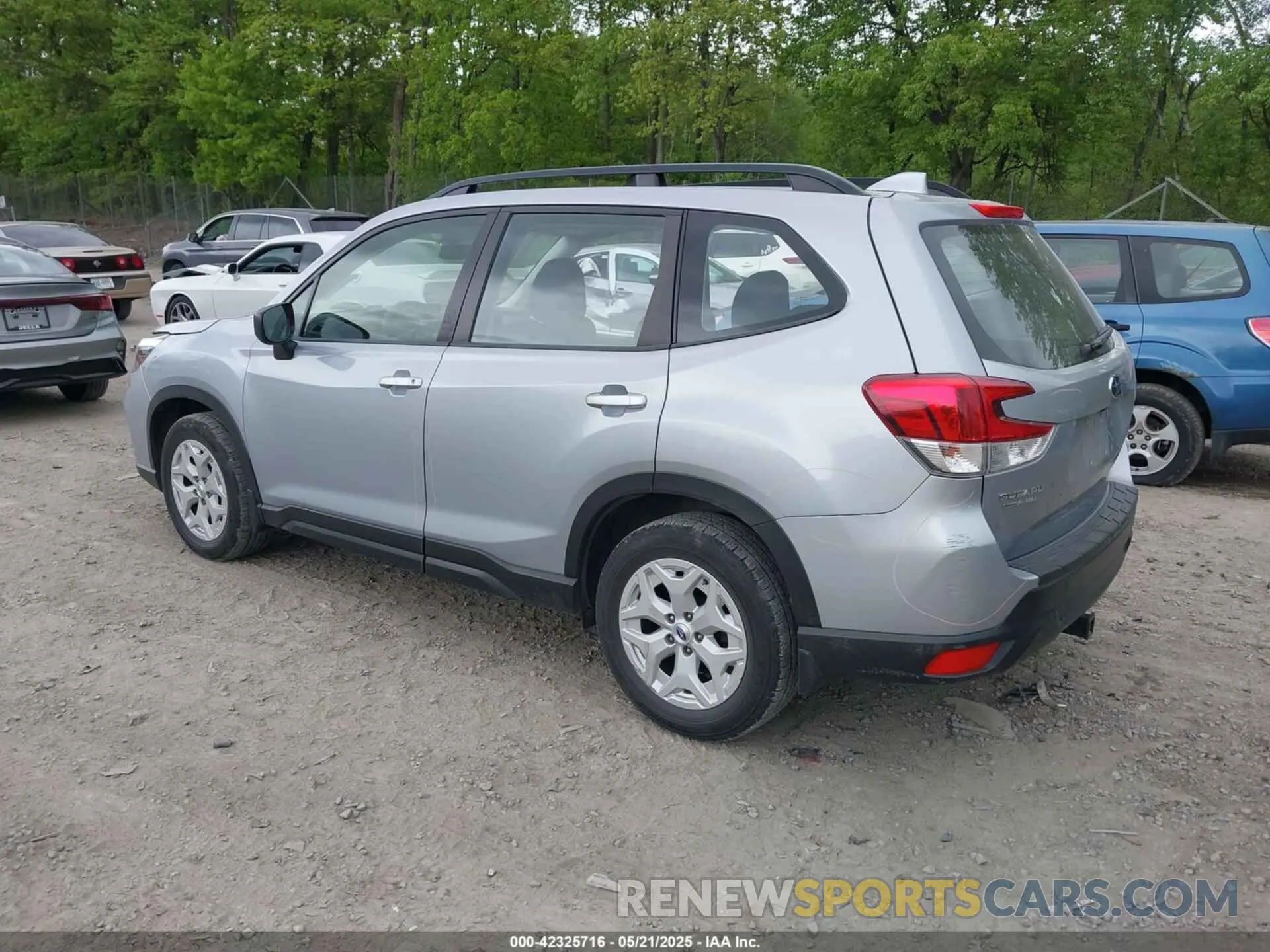 3 fotografías del automóvil dañado JF2SKADC3LH475159 SUBARU FORESTER 2020