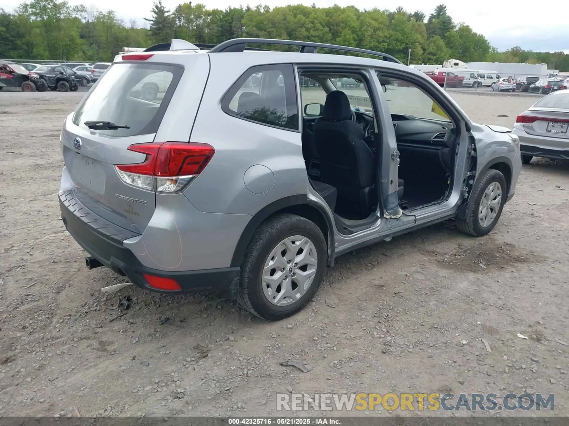 4 fotografías del automóvil dañado JF2SKADC3LH475159 SUBARU FORESTER 2020