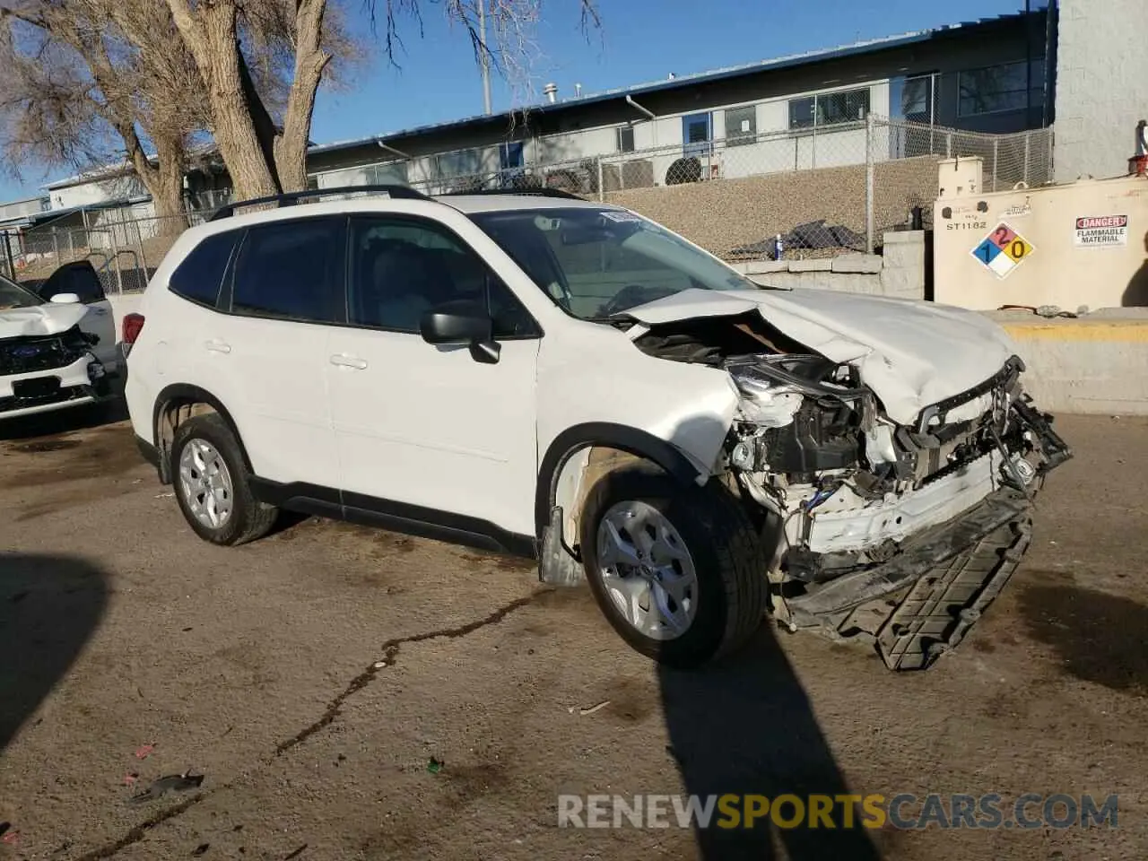 4 fotografías del automóvil dañado JF2SKADC5LH433494 SUBARU FORESTER 2020