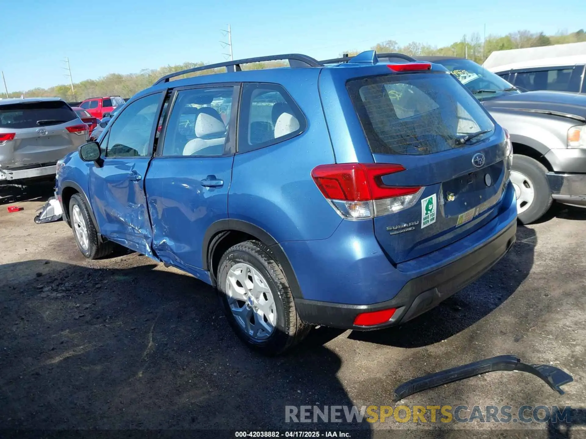 3 fotografías del automóvil dañado JF2SKADC5LH482601 SUBARU FORESTER 2020