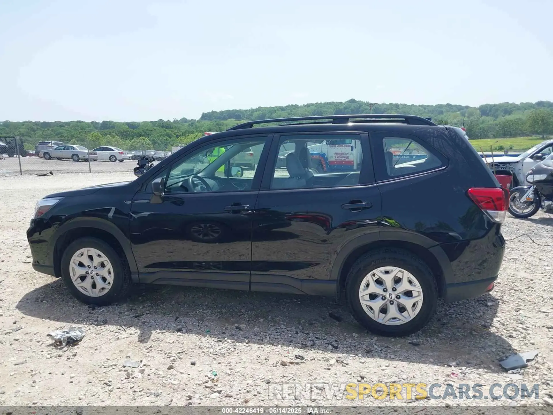14 fotografías del automóvil dañado JF2SKADC7LH465766 SUBARU FORESTER 2020