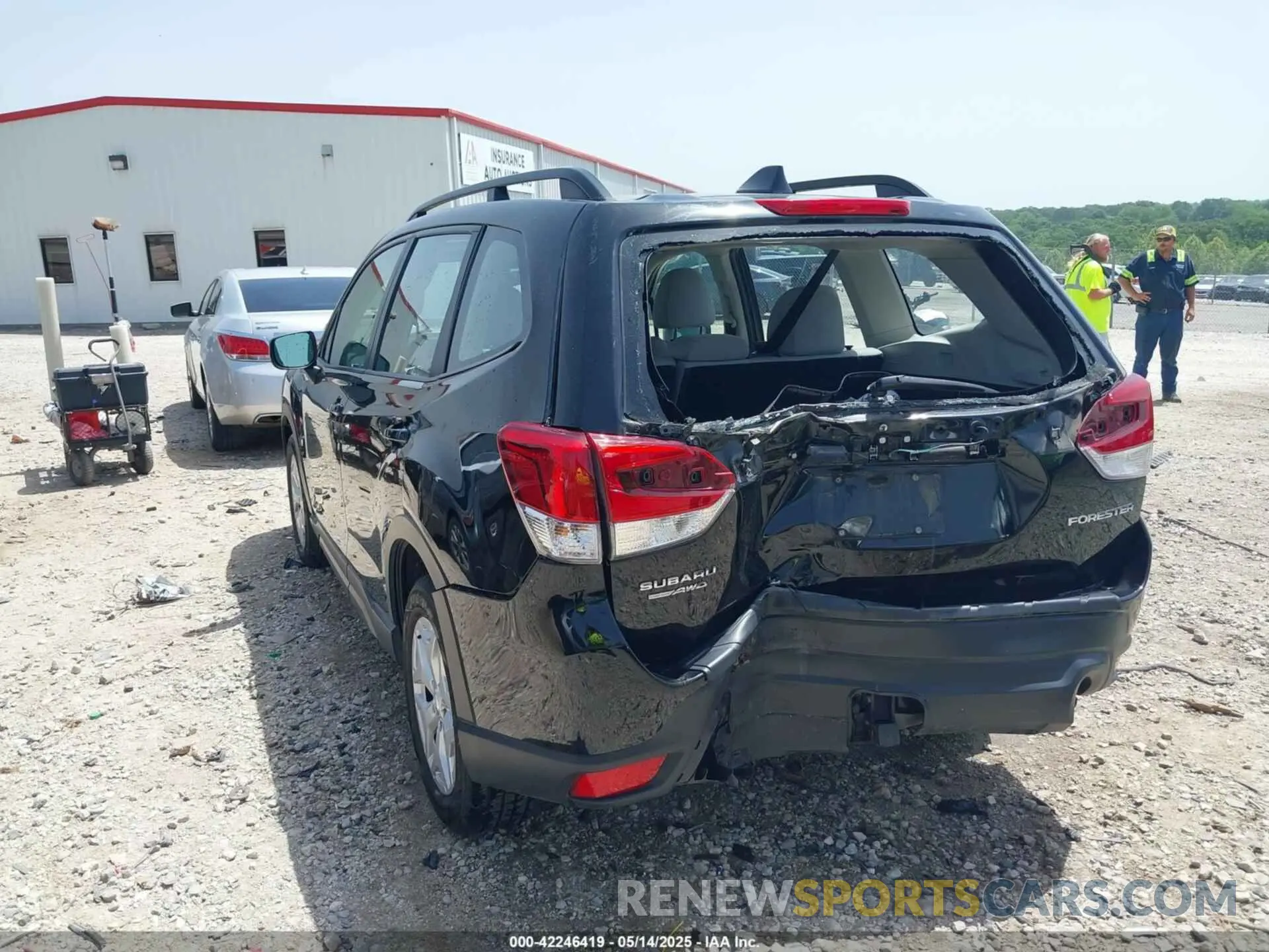 3 fotografías del automóvil dañado JF2SKADC7LH465766 SUBARU FORESTER 2020