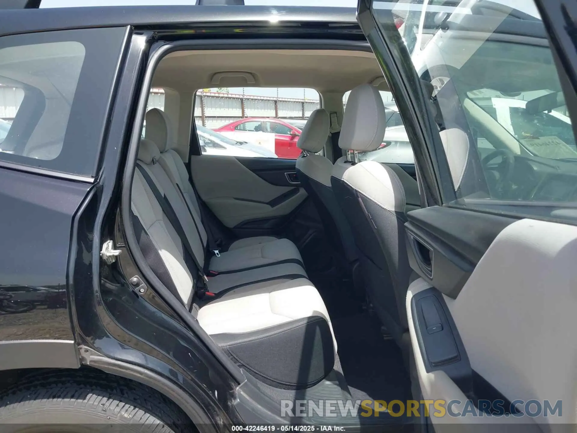 8 fotografías del automóvil dañado JF2SKADC7LH465766 SUBARU FORESTER 2020