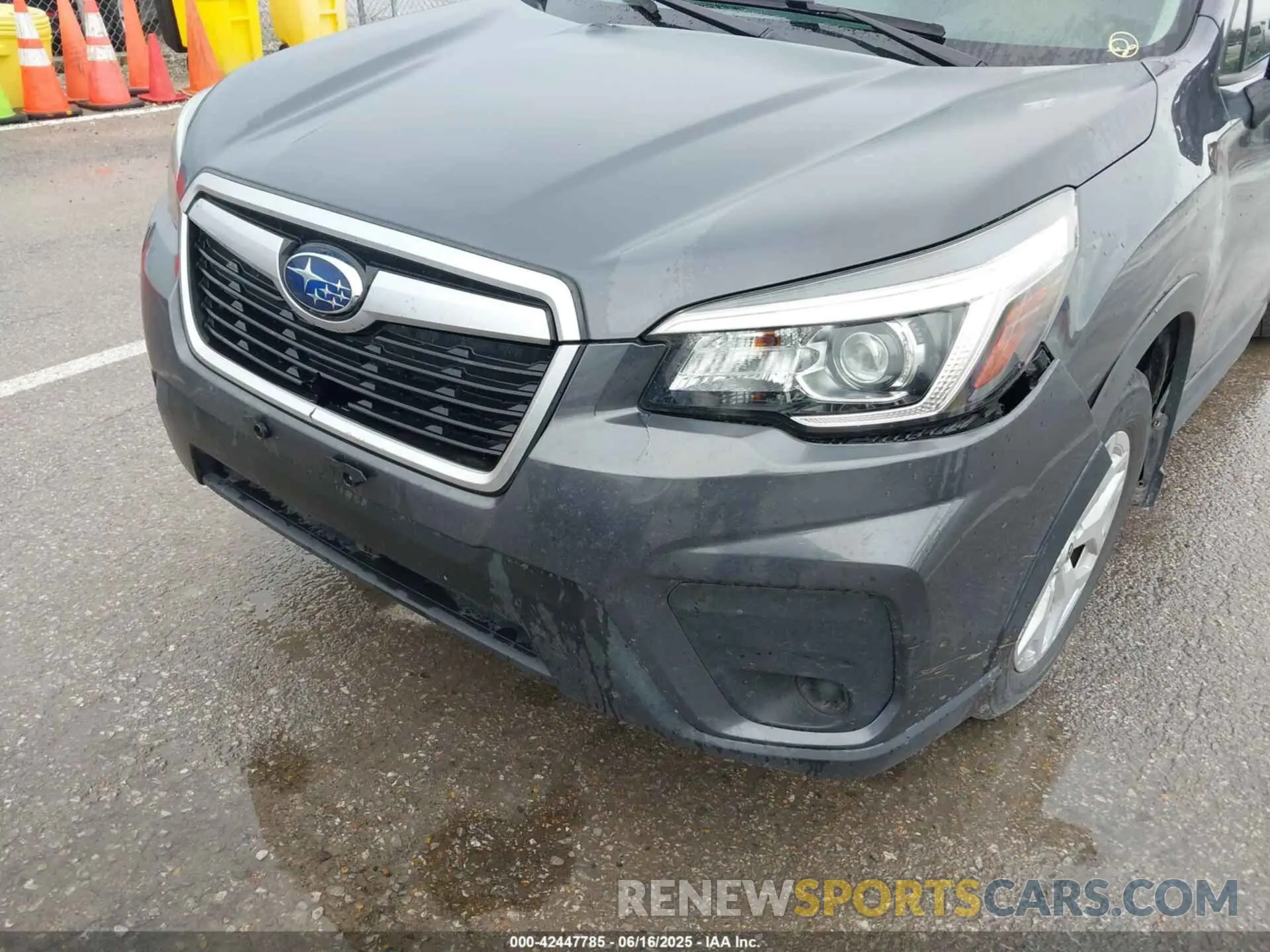 16 fotografías del automóvil dañado JF2SKADC7LH553278 SUBARU FORESTER 2020