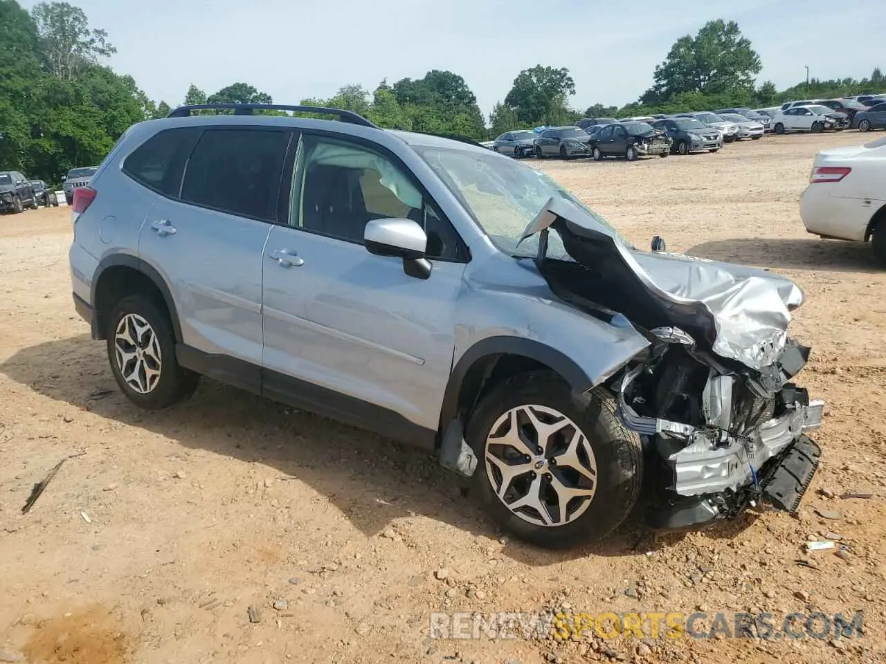 4 fotografías del automóvil dañado JF2SKAGC1LH432869 SUBARU FORESTER 2020