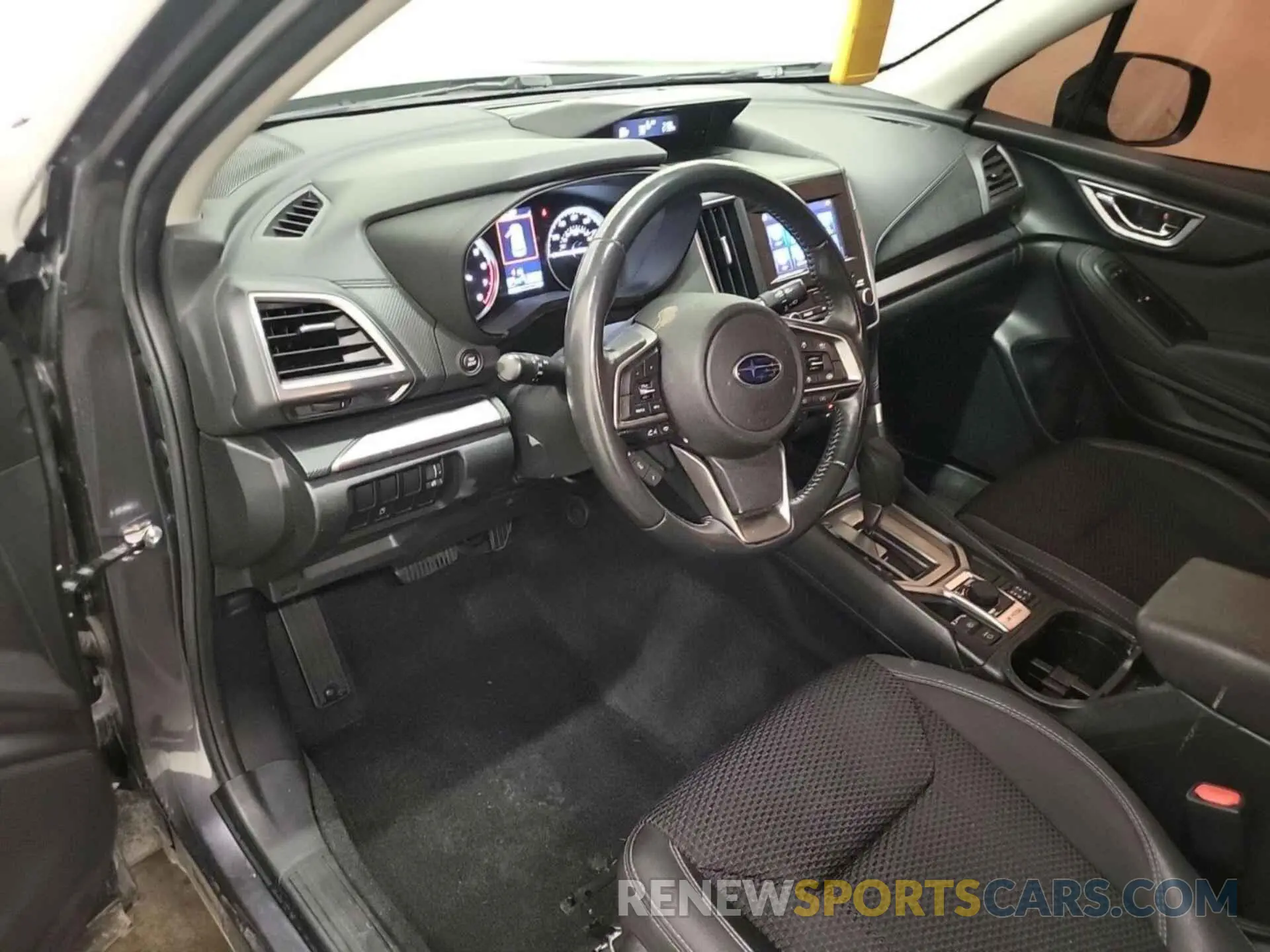 7 fotografías del automóvil dañado JF2SKAGC2LH451978 SUBARU FORESTER 2020