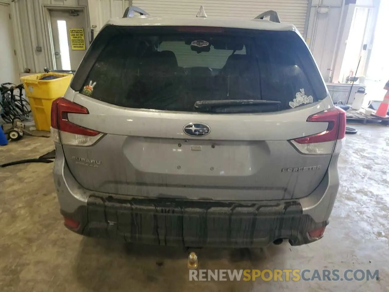 6 fotografías del automóvil dañado JF2SKAGC5LH608824 SUBARU FORESTER 2020