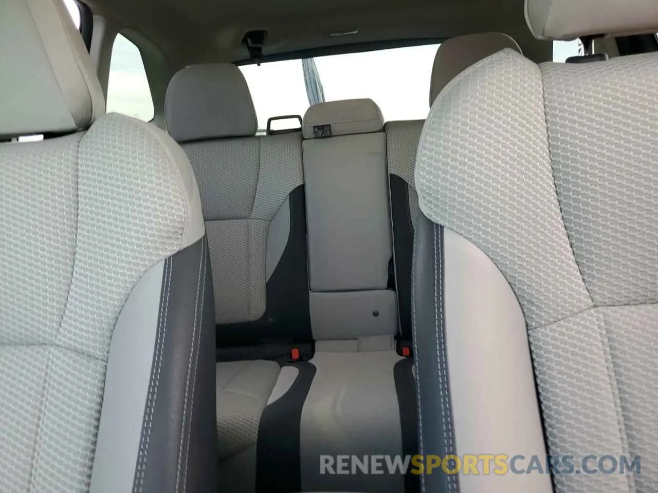 10 fotografías del automóvil dañado JF2SKAGC7LH413405 SUBARU FORESTER 2020