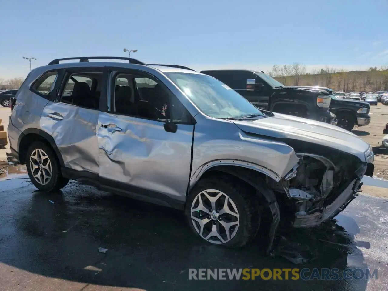4 fotografías del automóvil dañado JF2SKAJC1LH513671 SUBARU FORESTER 2020