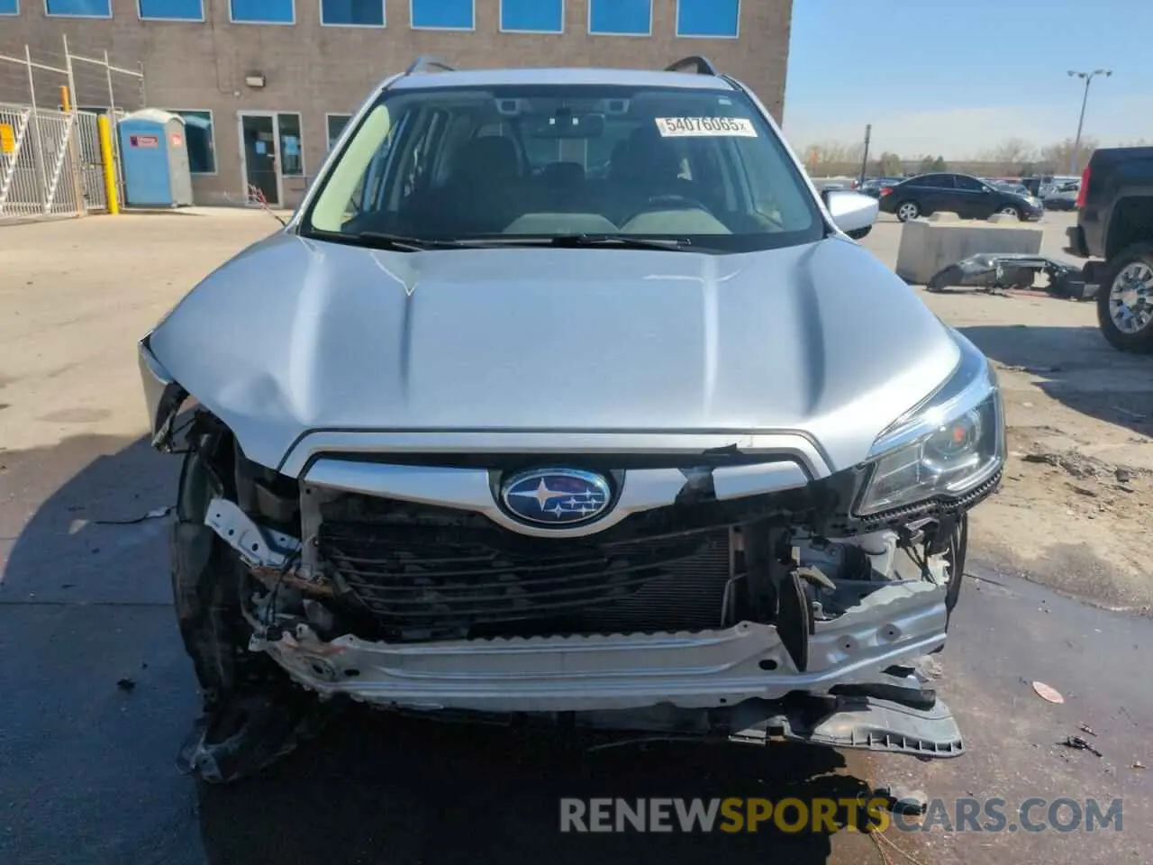 5 fotografías del automóvil dañado JF2SKAJC1LH513671 SUBARU FORESTER 2020