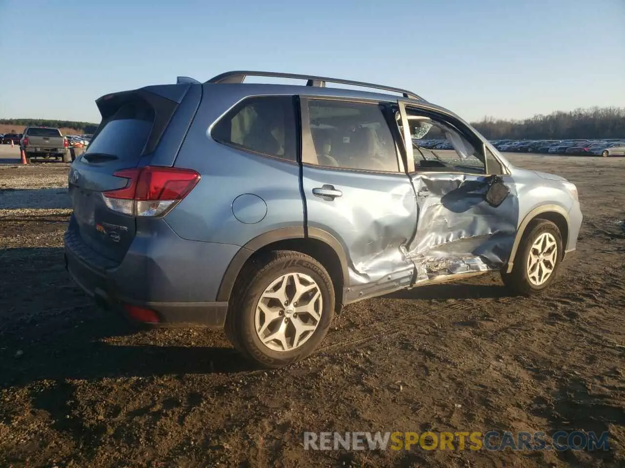 3 fotografías del automóvil dañado JF2SKAJC1LH564894 SUBARU FORESTER 2020