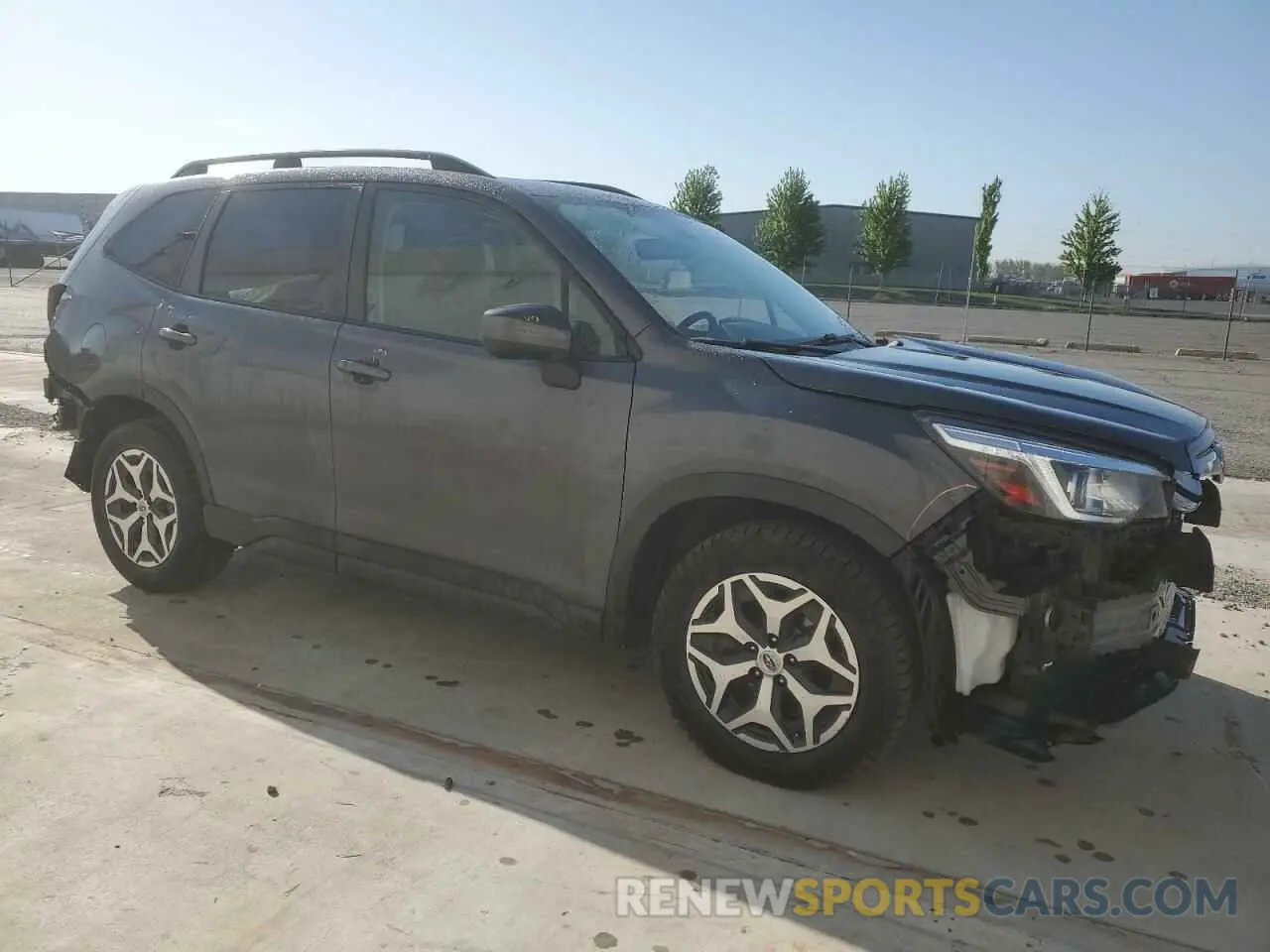 4 fotografías del automóvil dañado JF2SKAJC2LH518295 SUBARU FORESTER 2020