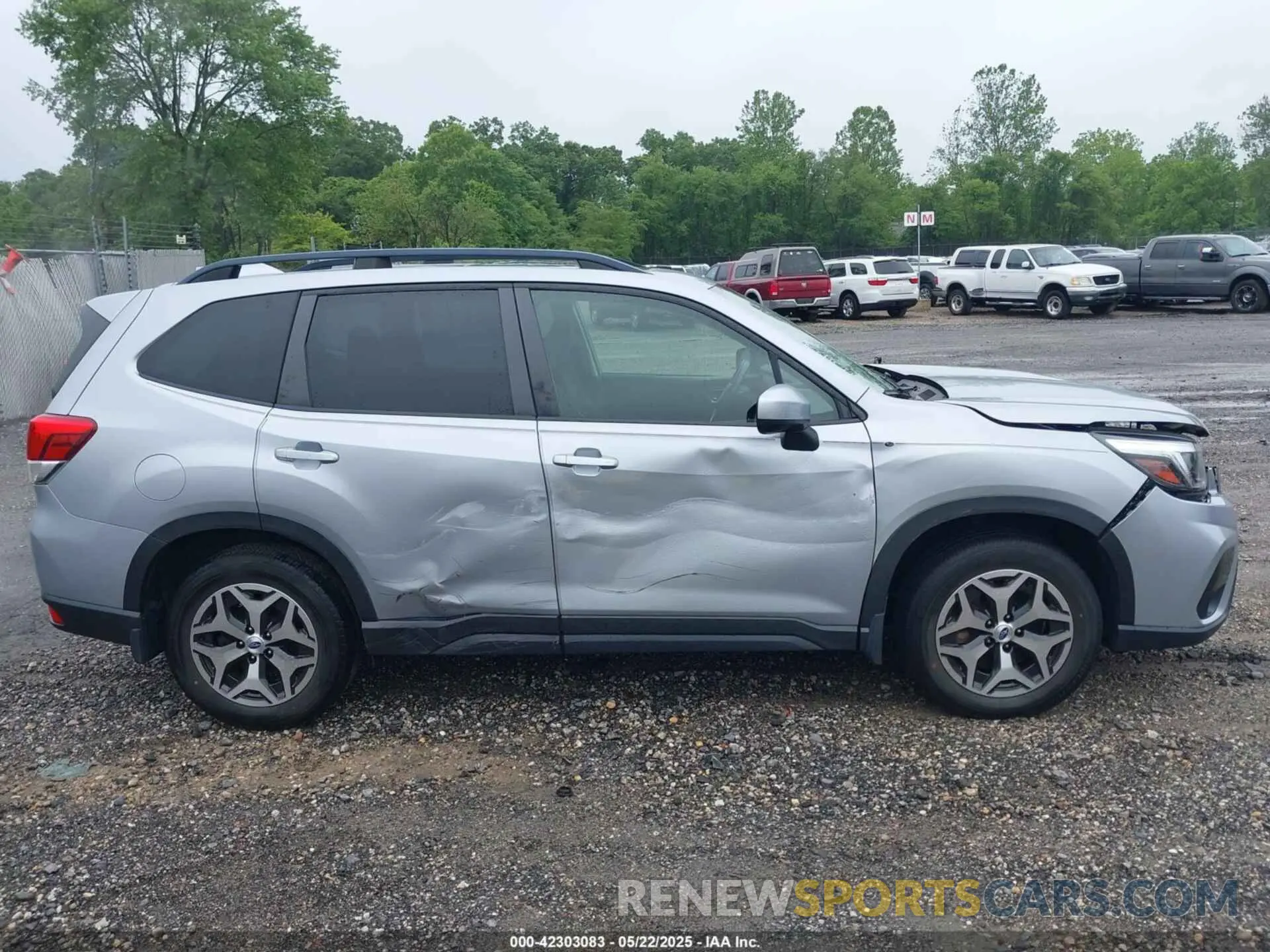 14 fotografías del automóvil dañado JF2SKAJC2LH528891 SUBARU FORESTER 2020