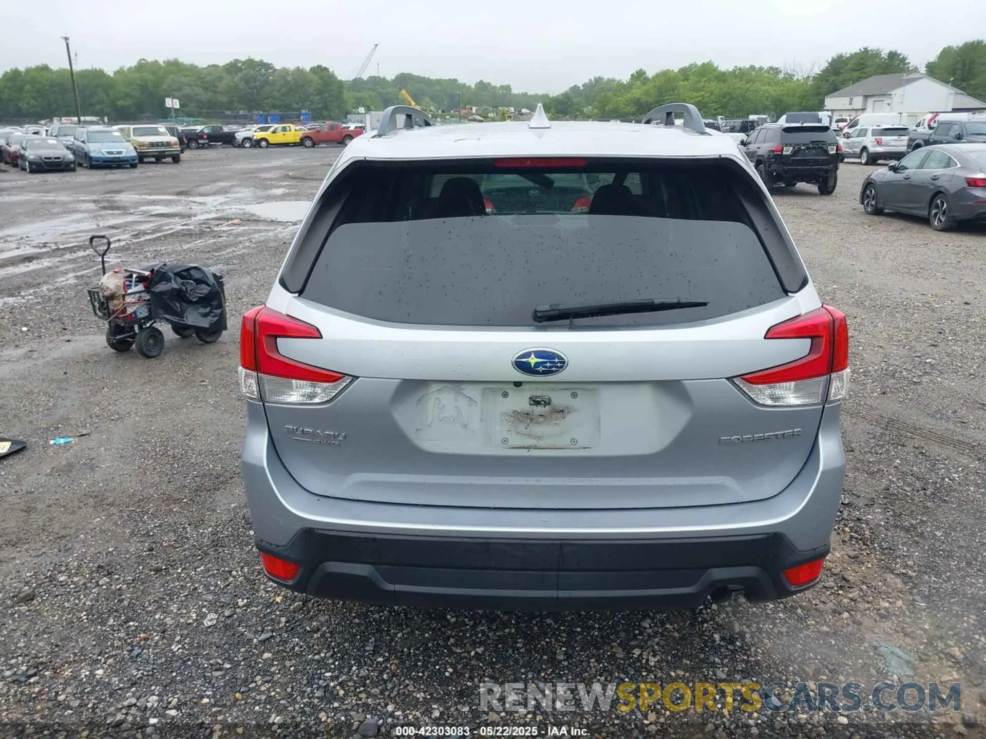 17 fotografías del automóvil dañado JF2SKAJC2LH528891 SUBARU FORESTER 2020