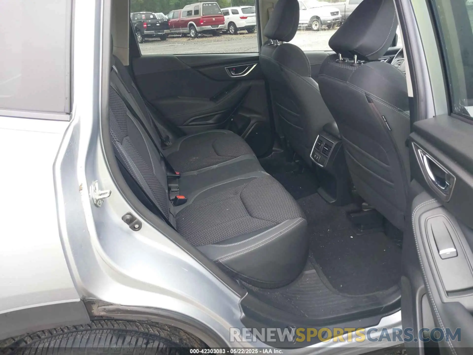8 fotografías del automóvil dañado JF2SKAJC2LH528891 SUBARU FORESTER 2020