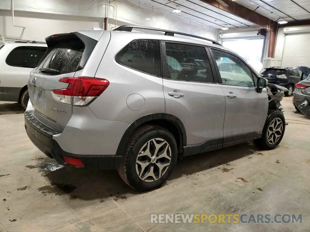 3 fotografías del automóvil dañado JF2SKAJC3LH499143 SUBARU FORESTER 2020