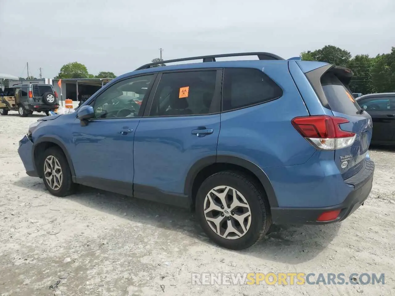 2 fotografías del automóvil dañado JF2SKAJC4LH535941 SUBARU FORESTER 2020