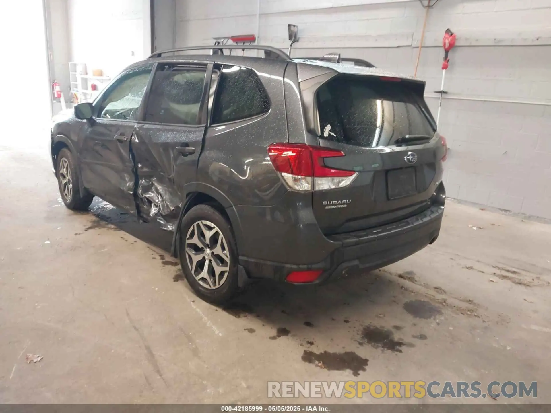 3 fotografías del automóvil dañado JF2SKAJC5LH559942 SUBARU FORESTER 2020