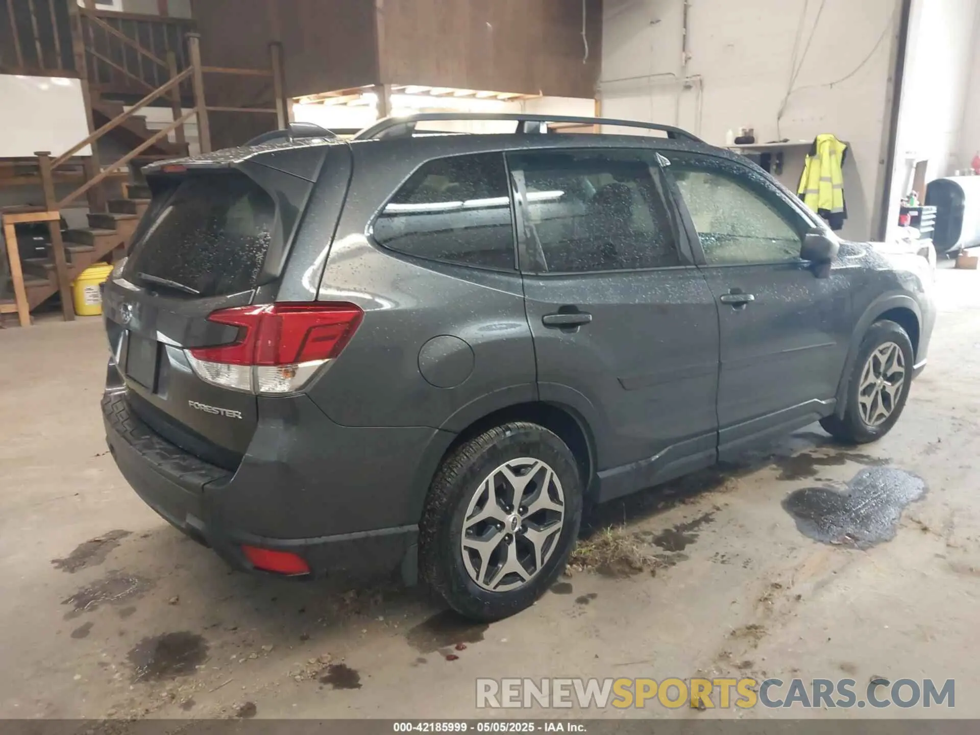 4 fotografías del automóvil dañado JF2SKAJC5LH559942 SUBARU FORESTER 2020