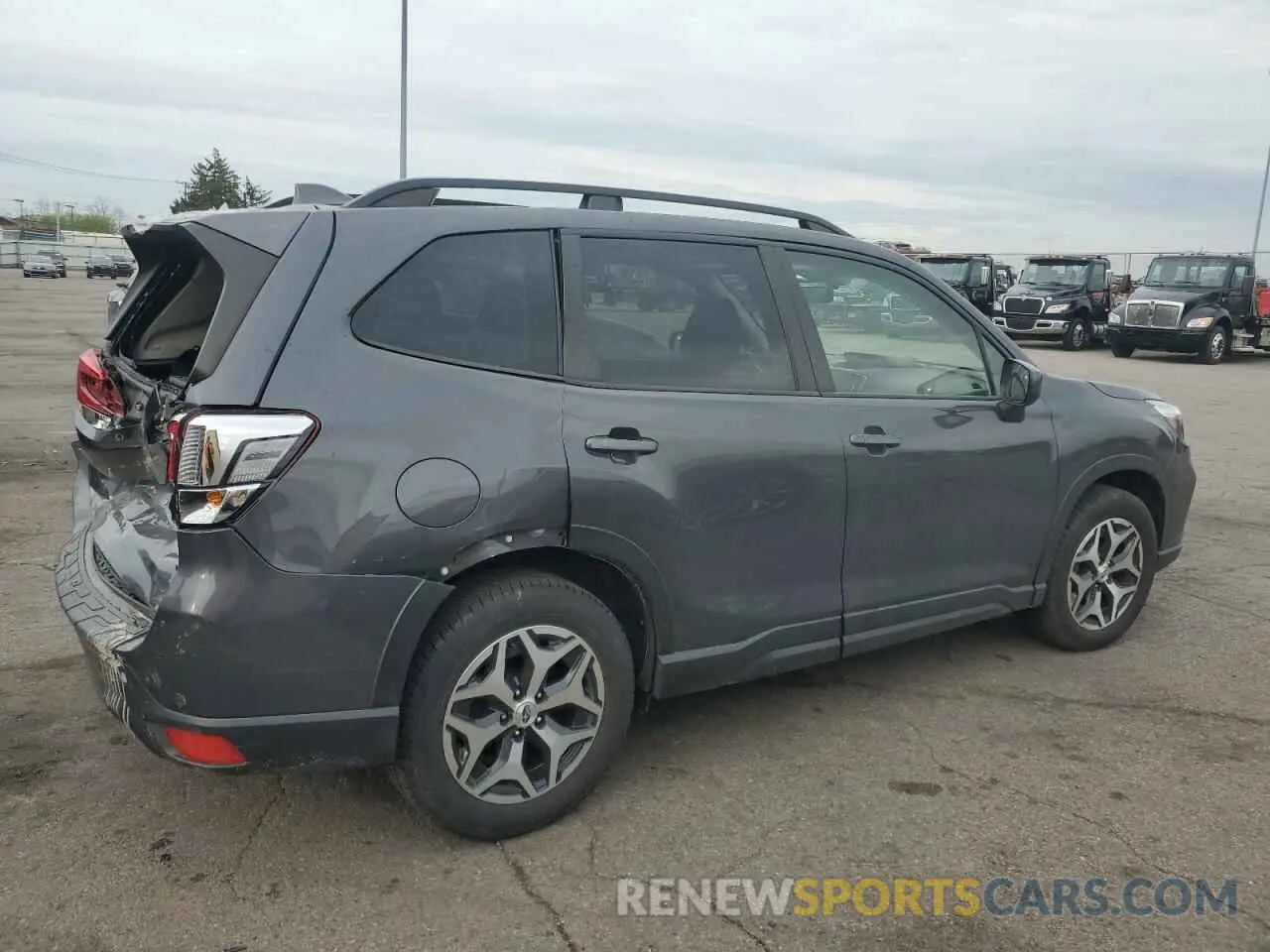 3 fotografías del automóvil dañado JF2SKAJC5LH563036 SUBARU FORESTER 2020
