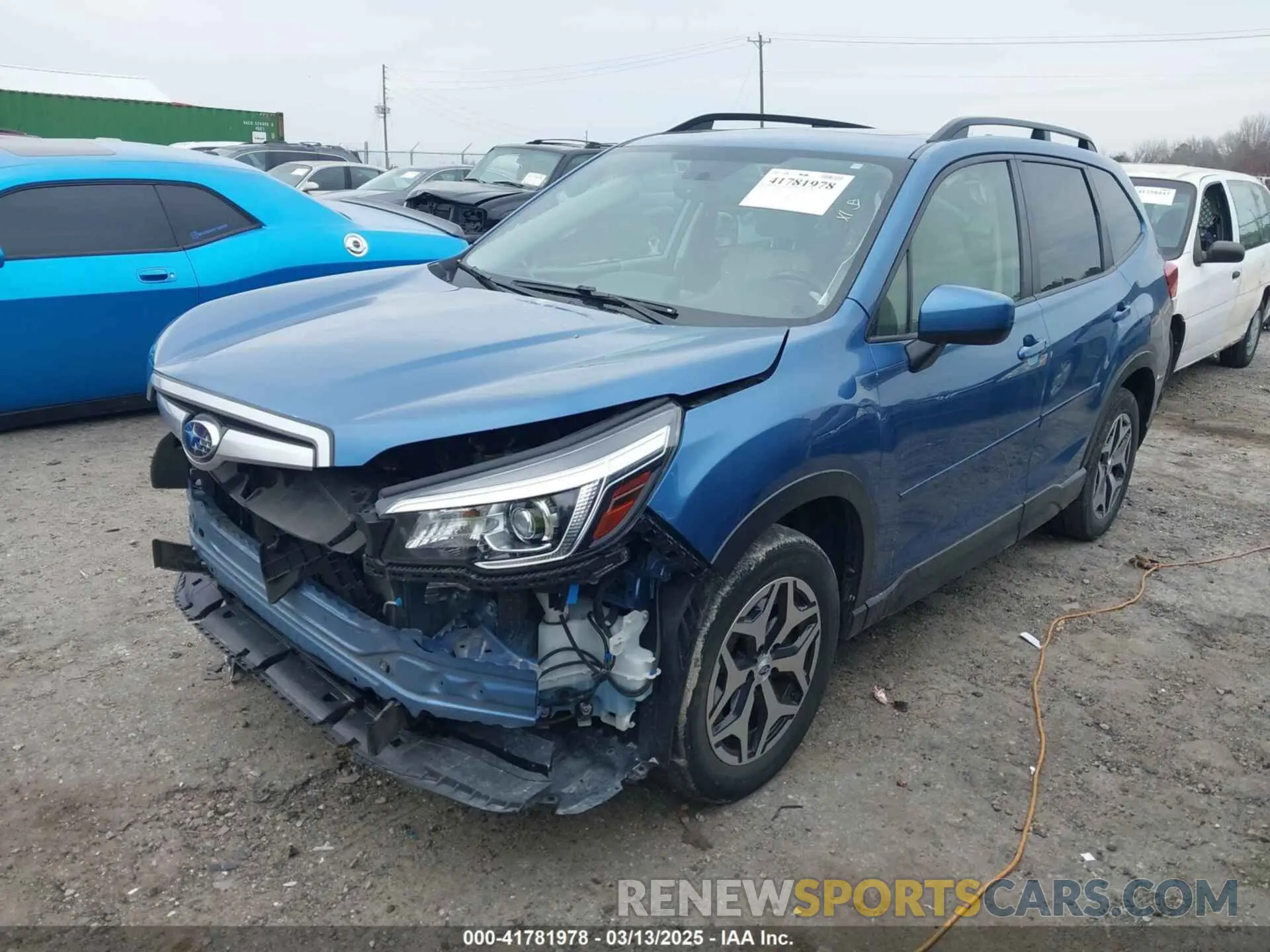 2 fotografías del automóvil dañado JF2SKAJC5LH586588 SUBARU FORESTER 2020