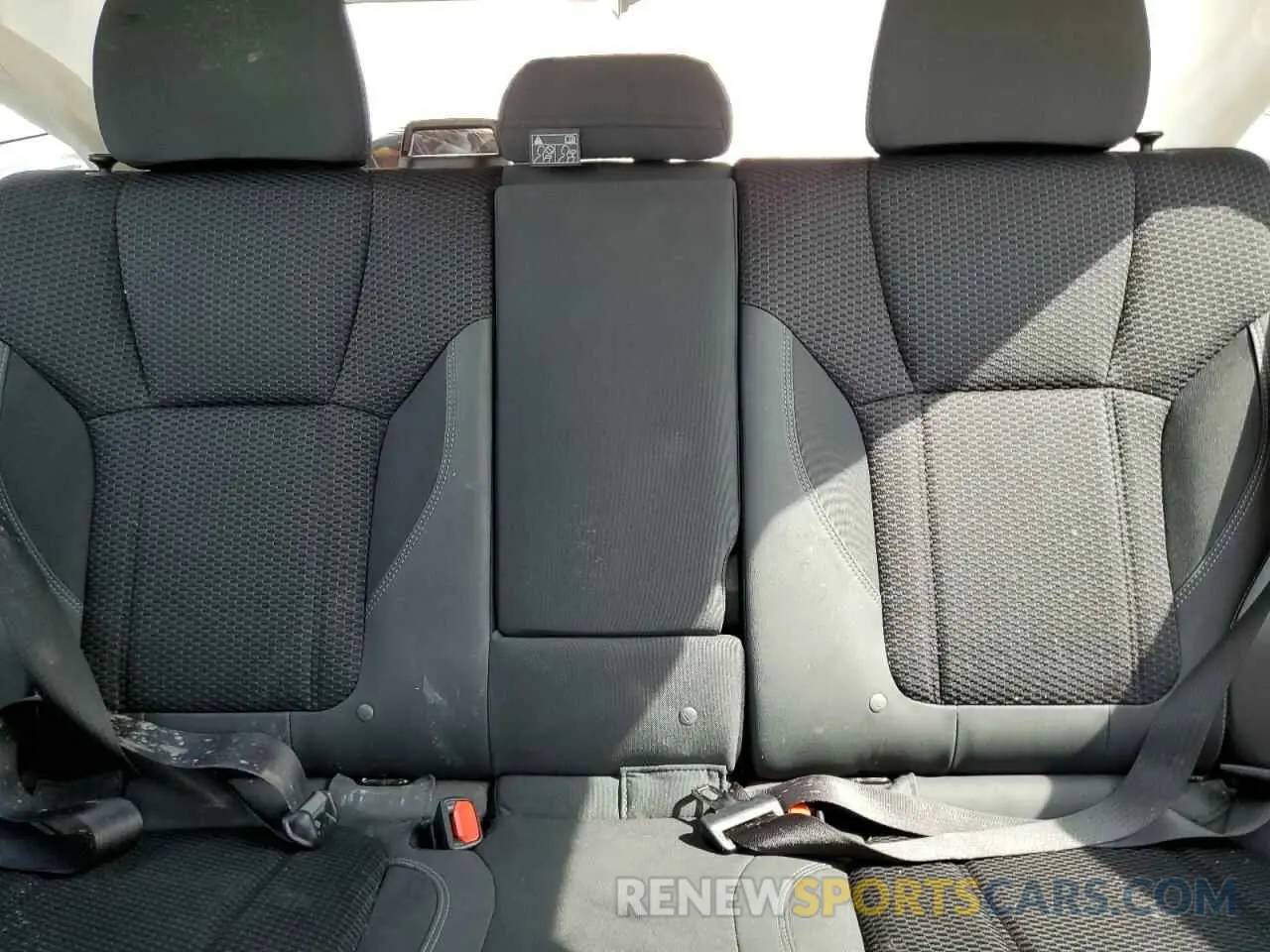 10 fotografías del automóvil dañado JF2SKAJCXLH497972 SUBARU FORESTER 2020