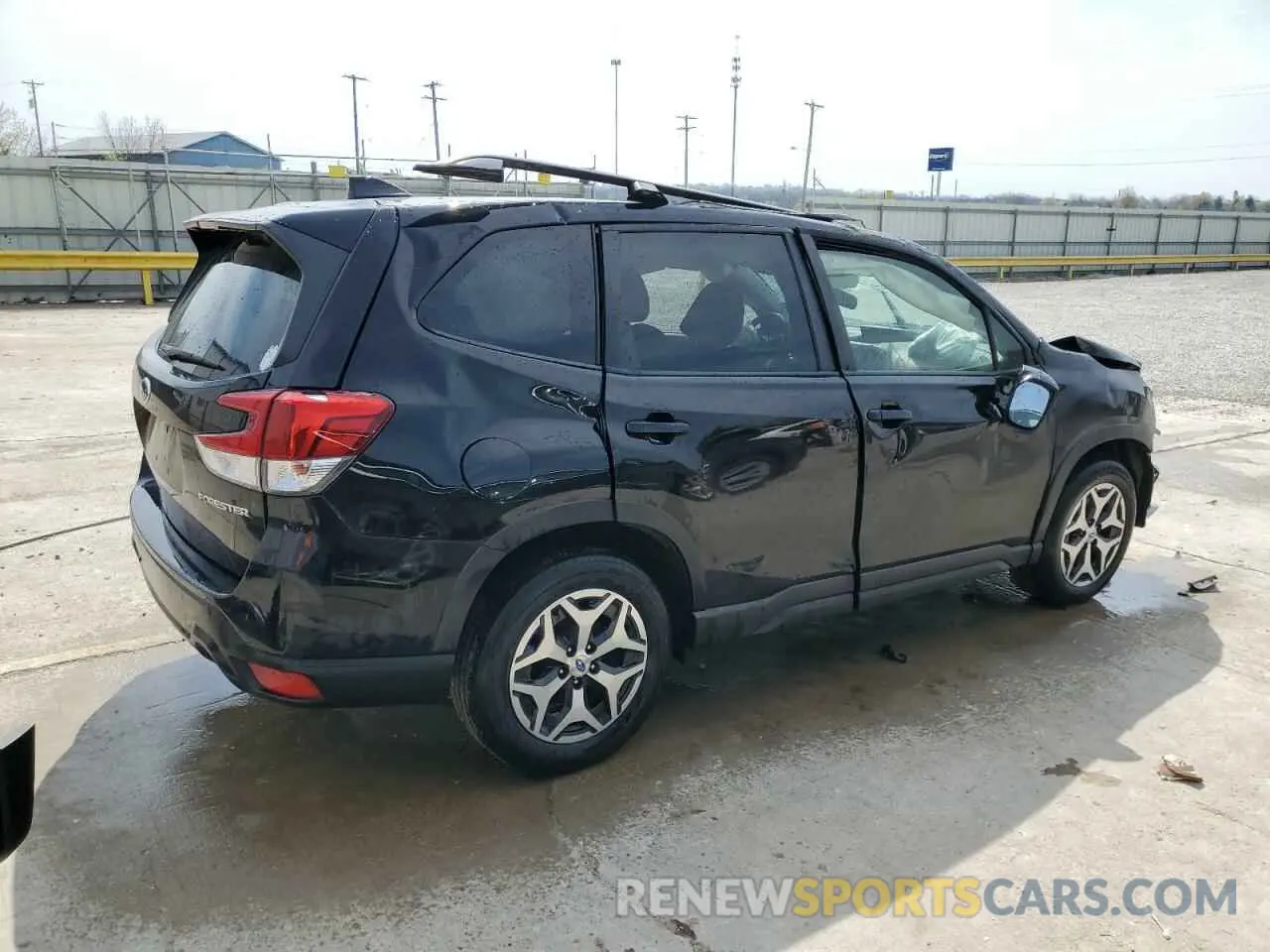 3 fotografías del automóvil dañado JF2SKAJCXLH497972 SUBARU FORESTER 2020